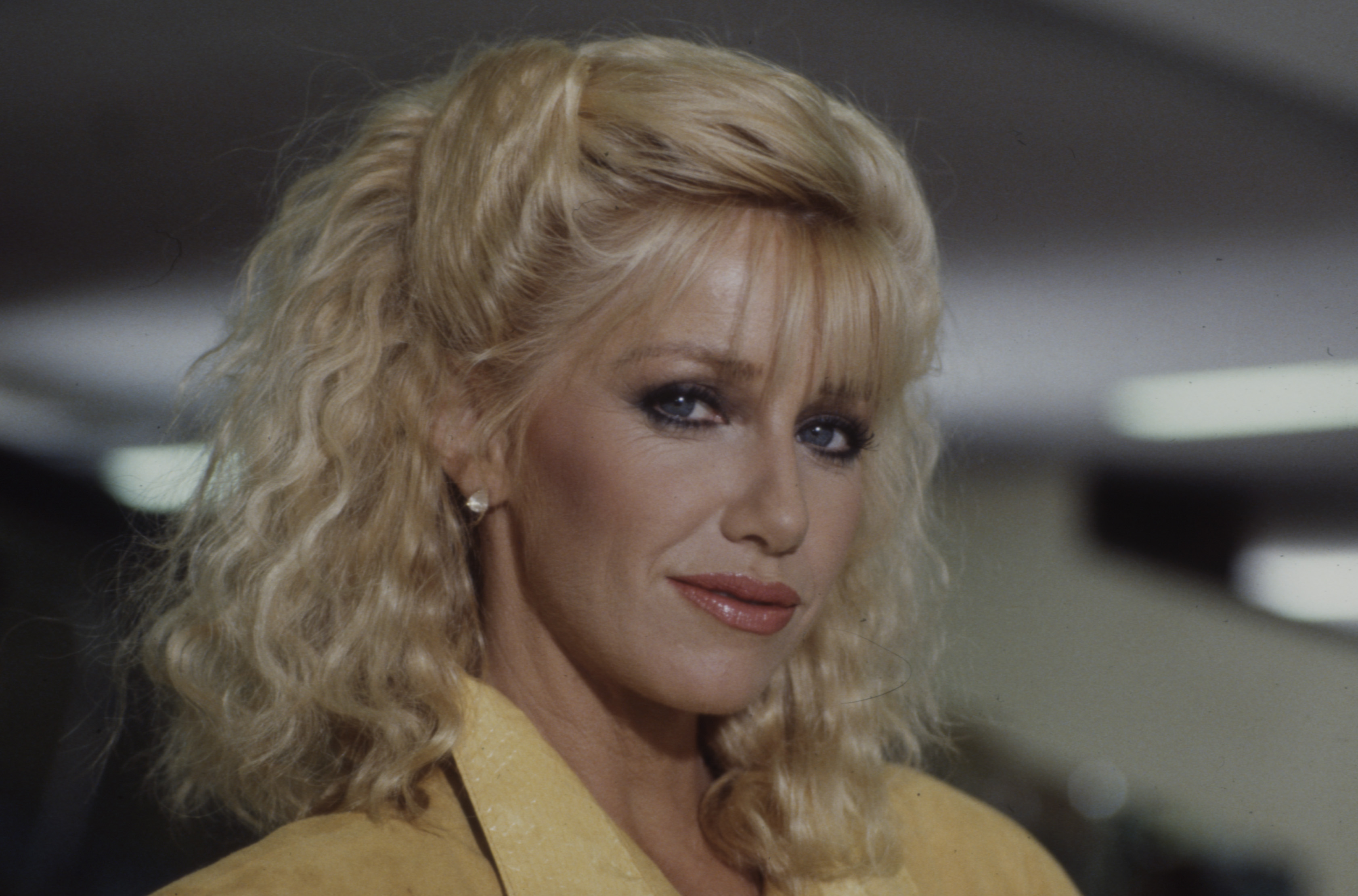 Suzanne Somers in "Hollywood Wives" in 1985 | Source: Getty Images