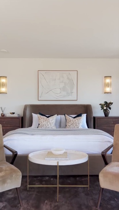 The bedrooms are exquisite but following the trend of coziness in a modern city. | Source: Instagram/weahomes