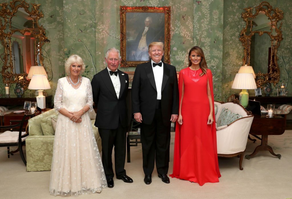 Donald Trump et la première dame Melania Trump organisent un dîner à Winfield House pour le prince Charles, prince de Galles et Camilla, duchesse de Cornouailles, lors de leur visite officielle le 4 juin 2019 à Londres, en Angleterre.| Photo : Getty Images