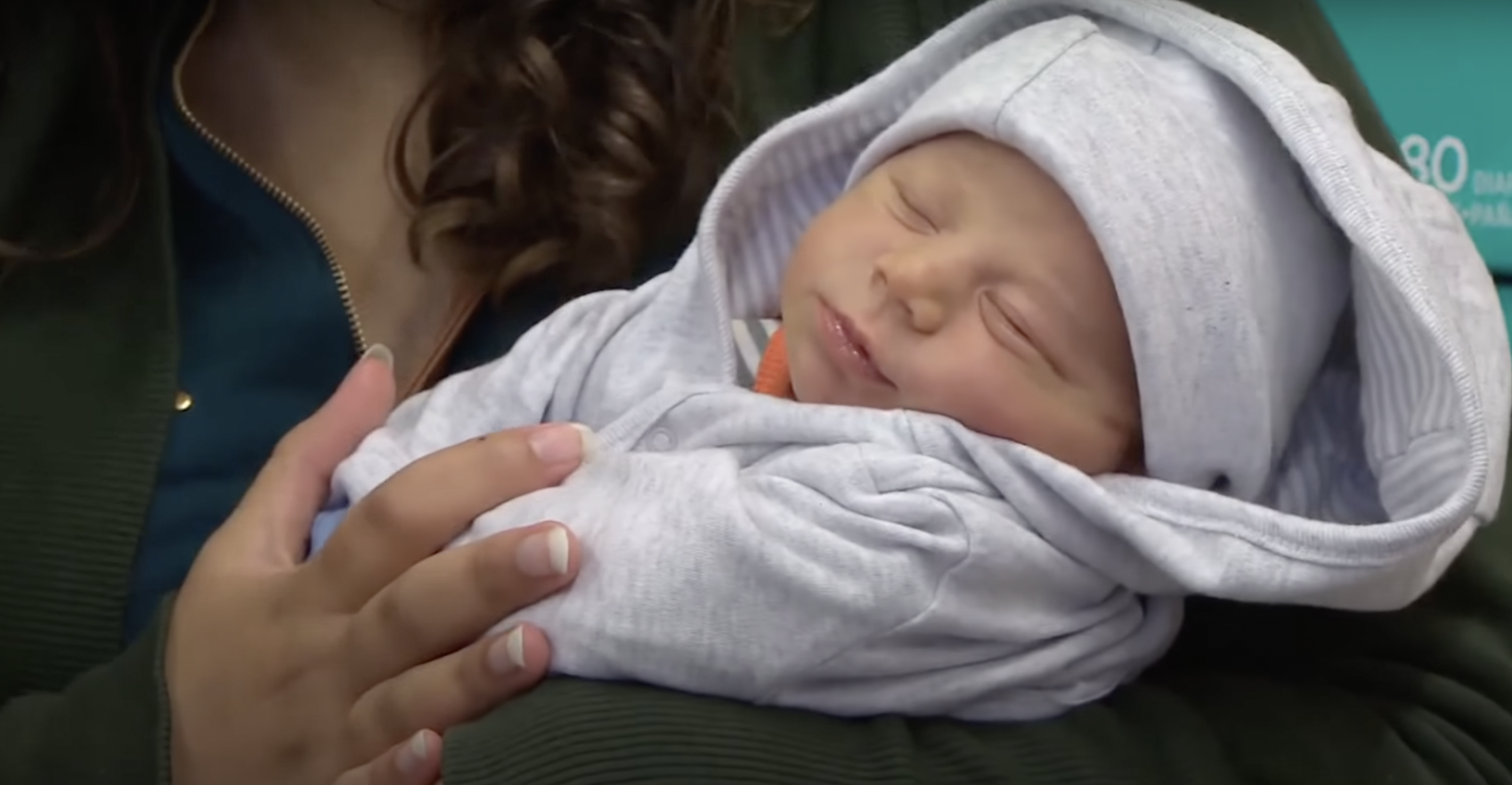 Baby Ezra | Quelle: YouTube.com/CBC Nova Scotia