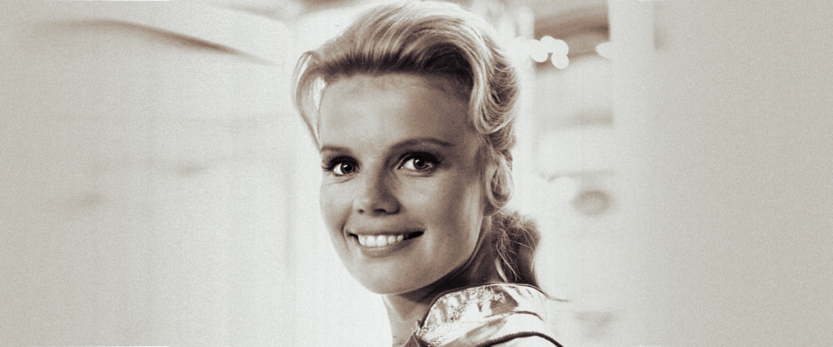 Meet 'Lost in Space' Alum Marta Kristen's Lookalike Daughter and Her ...