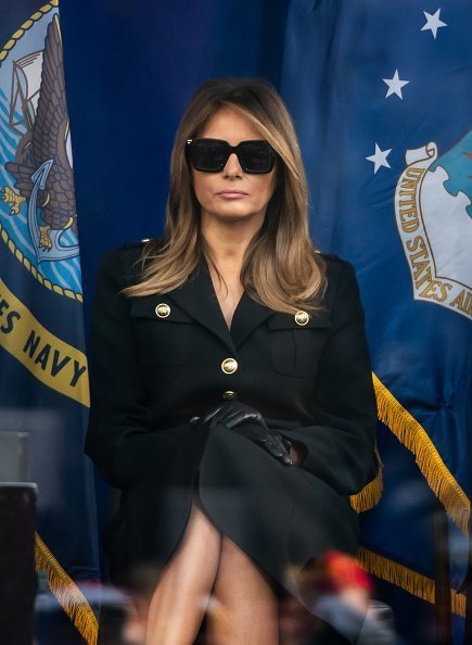 Primera Dama Melania Trump asiste a la ceremonia de apertura del Desfile del Día de los Veteranos el 11 de noviembre de 2019. | Foto: Getty Images