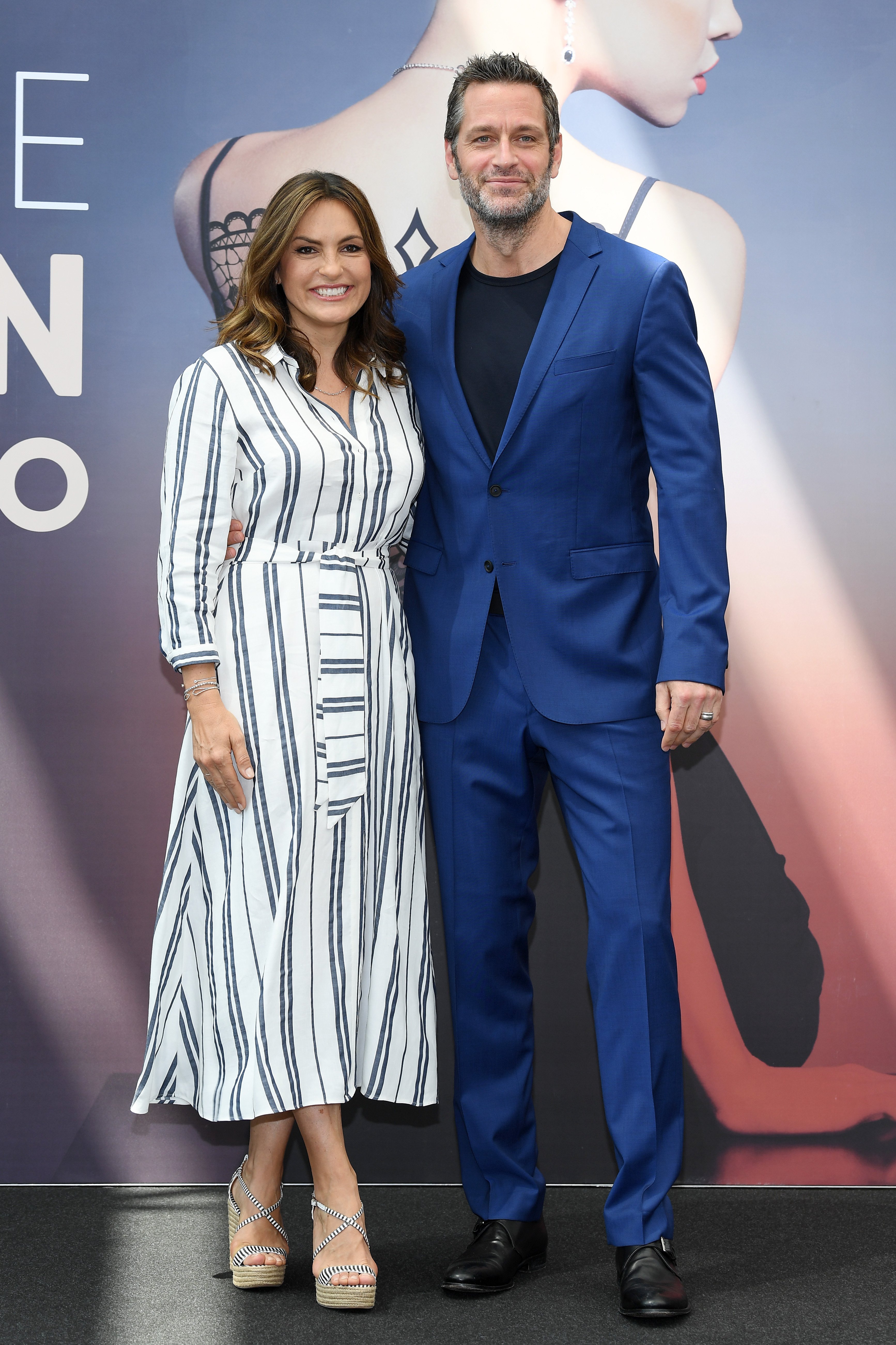 Mariska Hargitay and Peter Hermann attend a photocall during the 58th Monte Carlo TV Festival on June 17, 2018. | Photo: GettyImages