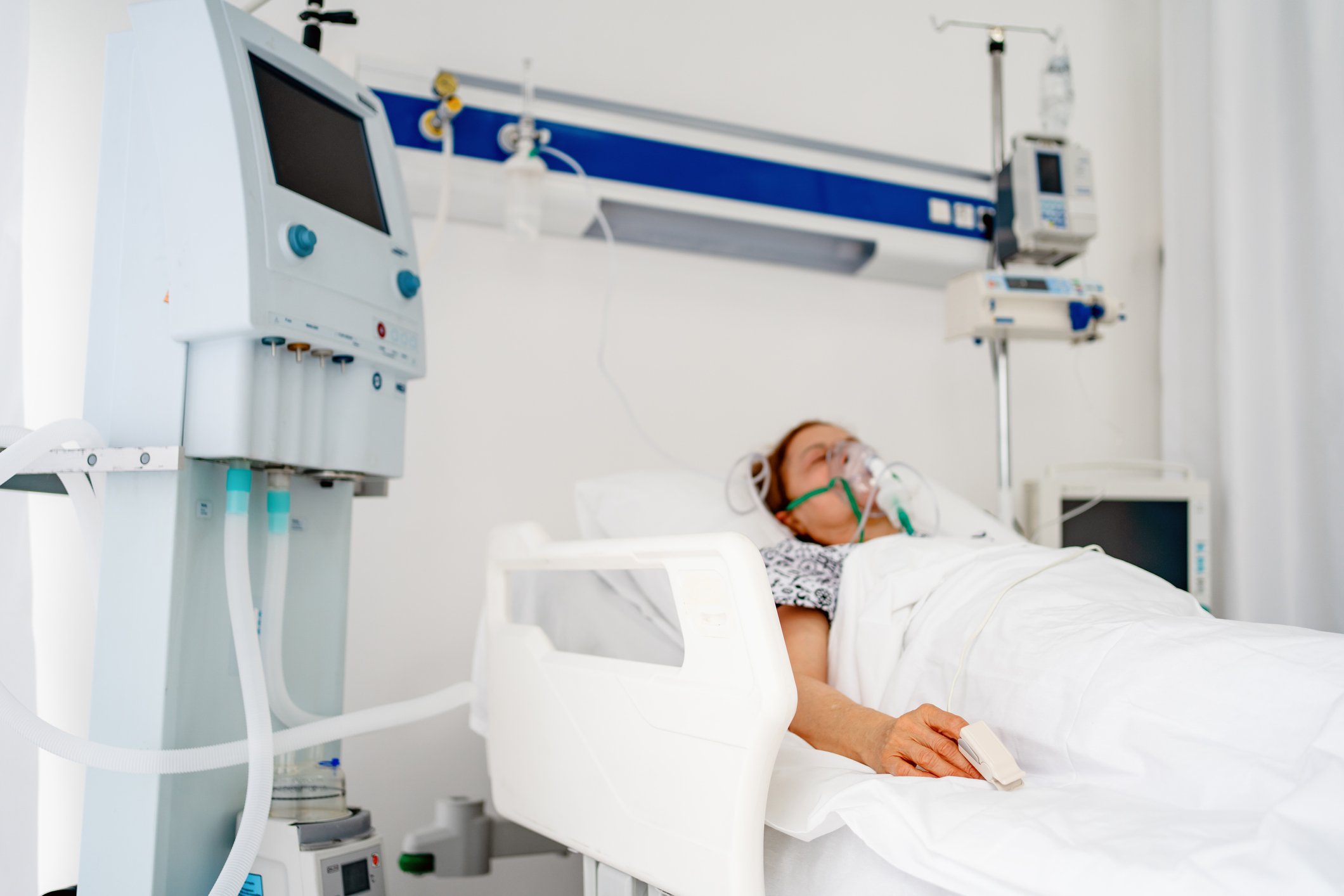 Paciente en una cama de hospital. | Foto: Getty Images