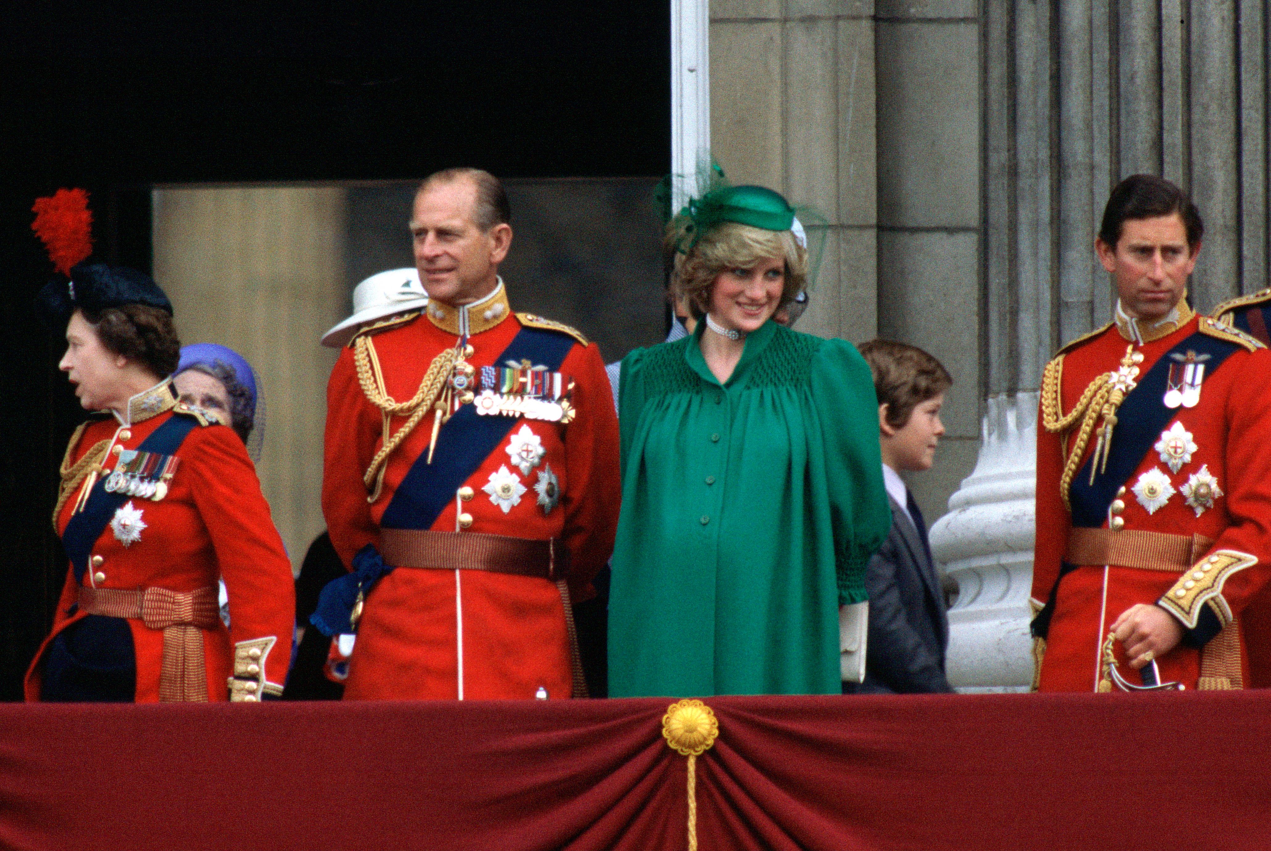 Princess Diana with Prince Philip Standing on the Balcony Of Buckingham Palace to watch Trooping The Colour on June 12, 1982 | Photo: Getty Images