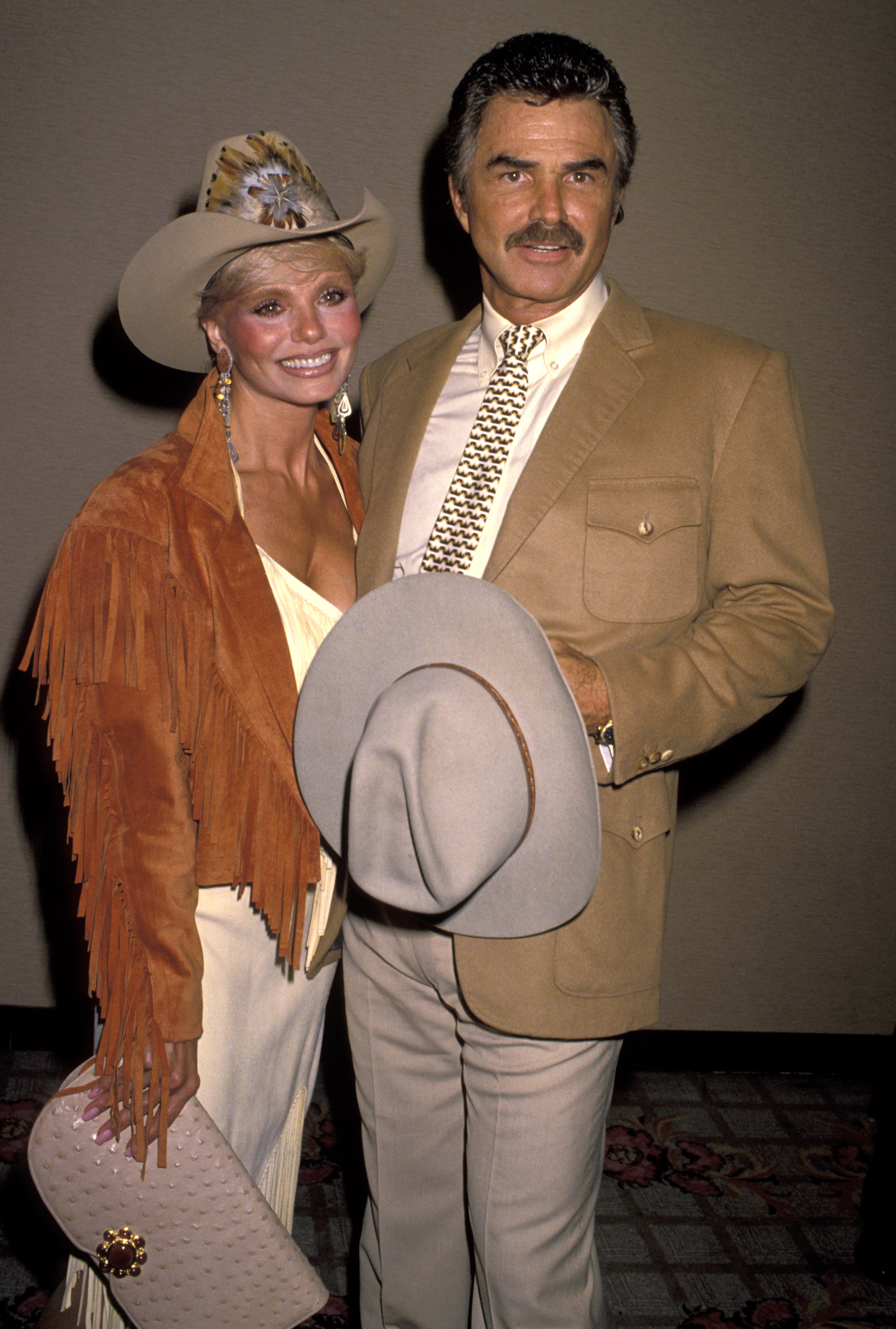 Loni Anderson and Burt Reynolds during 8th Annual Golden Boot Awards on July 28, 1990, in Century City, California. | Source: Getty Images