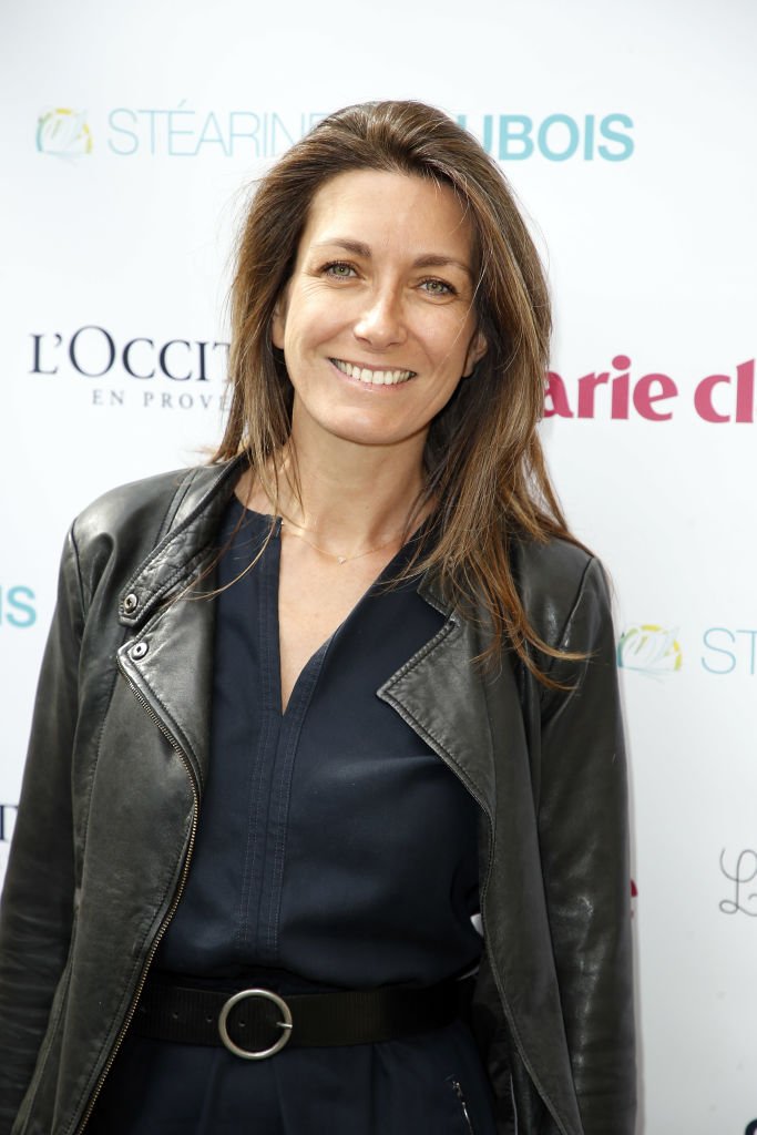 Anne-Claire Coudray attend "La Flamme Marie-Claire : Tous à l'école" à l'Hôtel France-Amérique | Photo : Getty Images