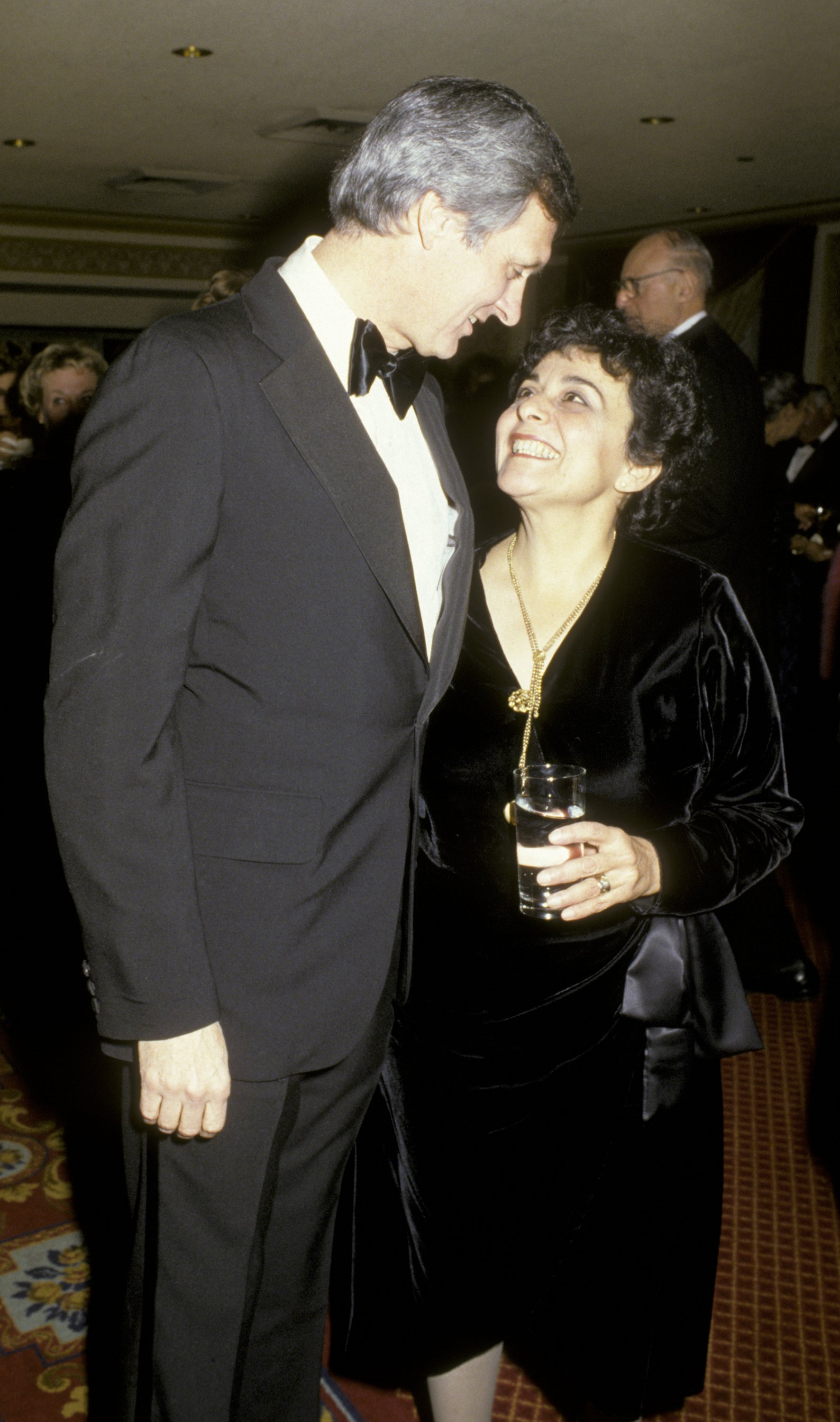 Alan Alda and wife Arlene Weiss attend the First Annual Guild Hall Awards on September 23, 1986 at the St. Regis Hotel in New York City | Source: Getty Images