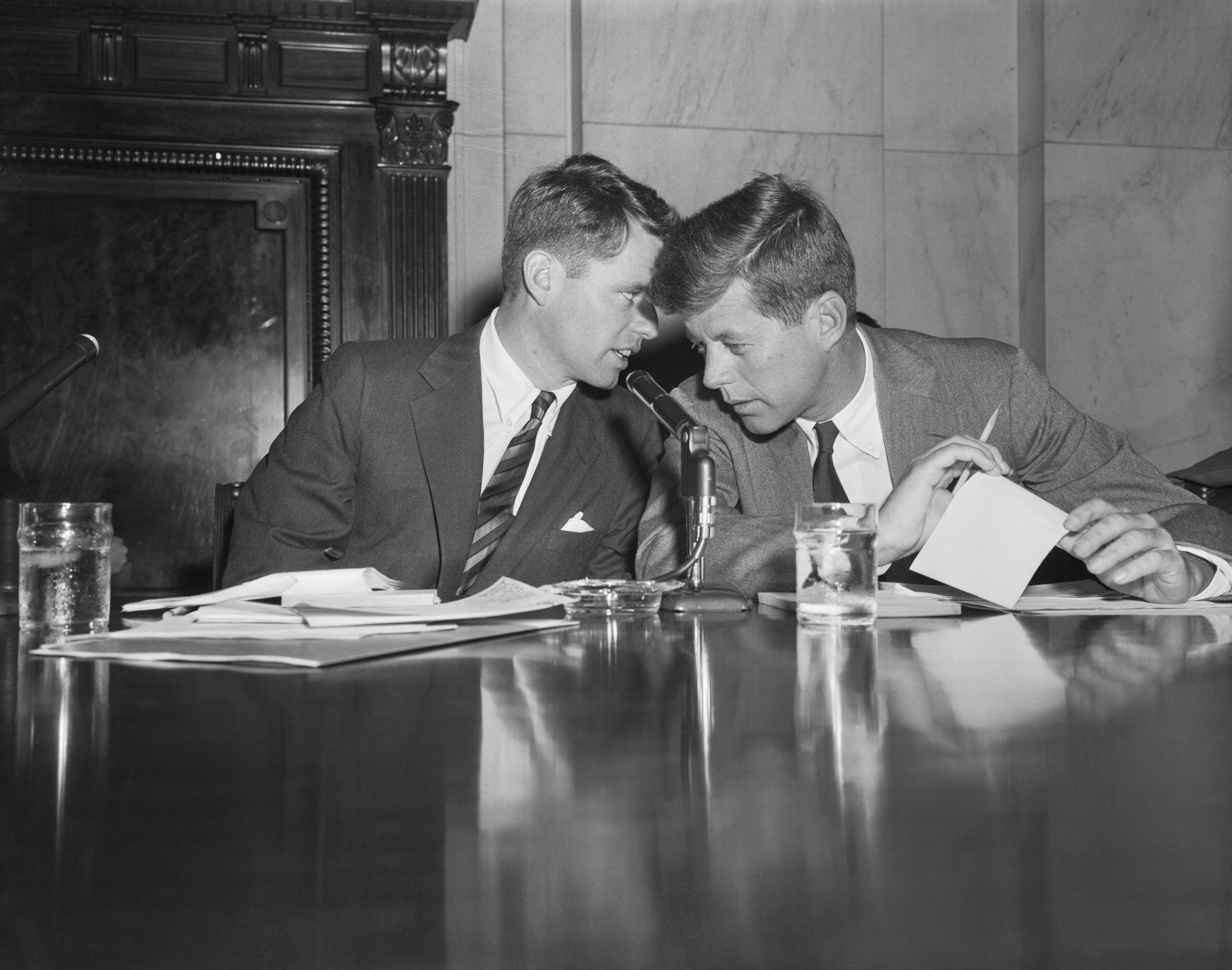 Robert F. Kennedy and John F. Kennedy photographed on February 26, 1957. | Source: Getty Images