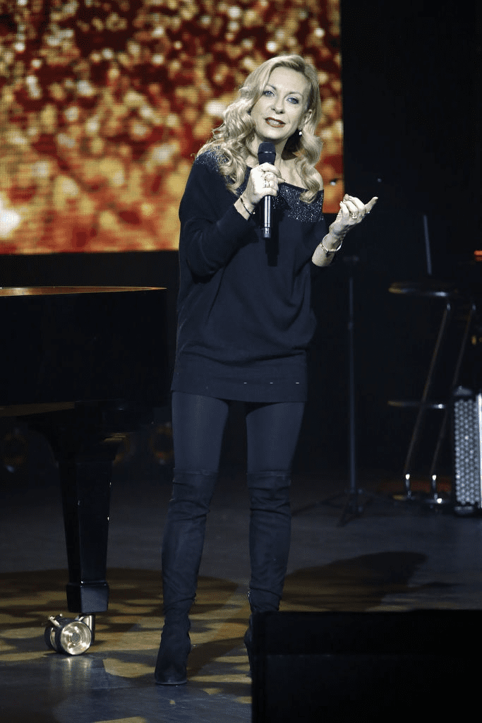 Natalie Dessay se produit pendant "La Nuit De La Déprime 2017" aux Folies Bergeres le 20 février 2017 à Paris, France. | Photo : Getty Images Natalie Dessay se produit pendant "La Nuit De La Déprime 2017" aux Folies Bergeres le 20 février 2017 à Paris, France. | Photo : Getty Images