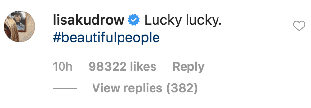 Lisa Kudrow commente un selfie de Courtney Cox et Mathew Perry | Source : Instagram.com/courtneycoxofficial
