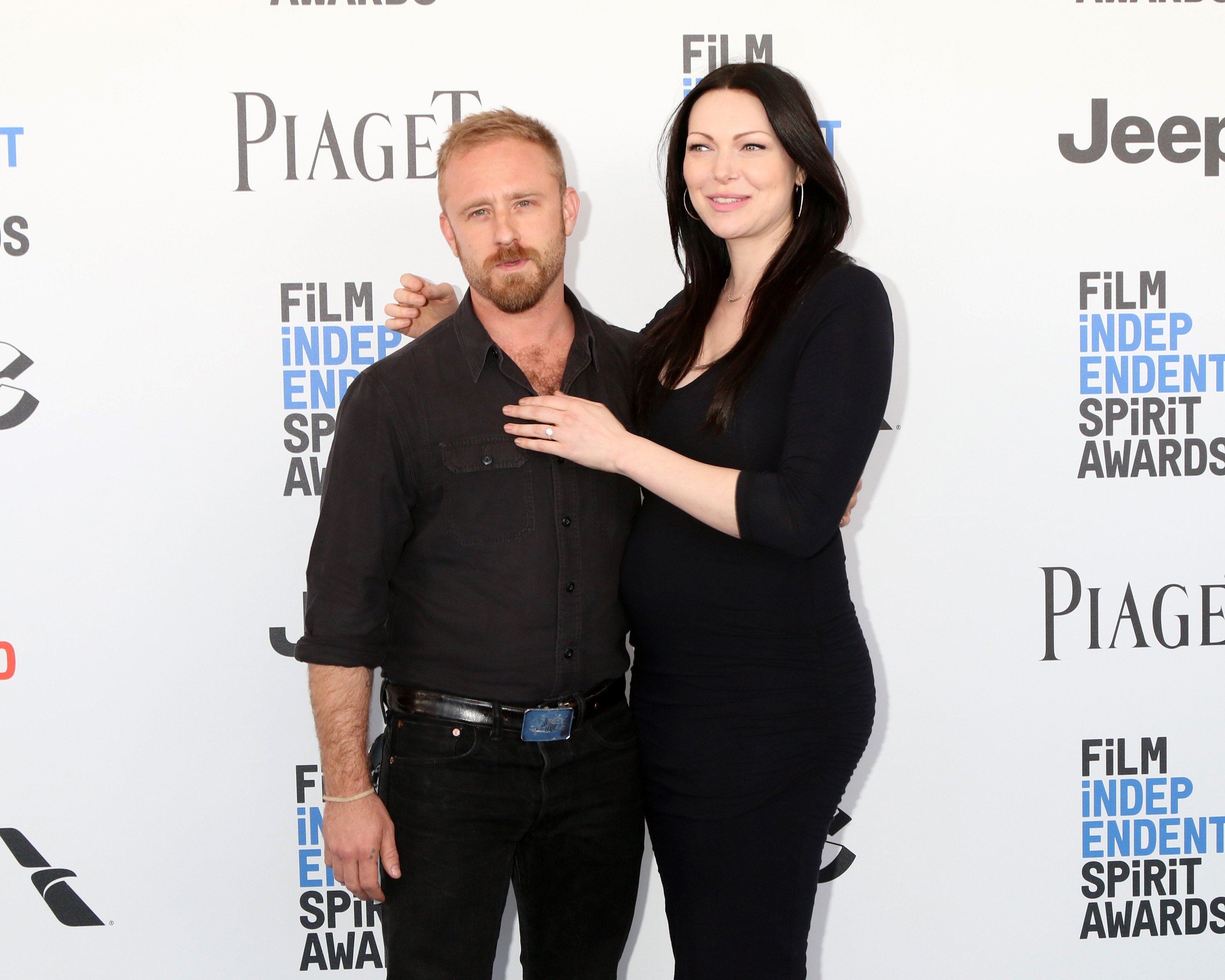 Ben Foster and Laura Prepon arrive at the Independent Spirit Awards on February 25, 2017. | Photo: Shutterstock