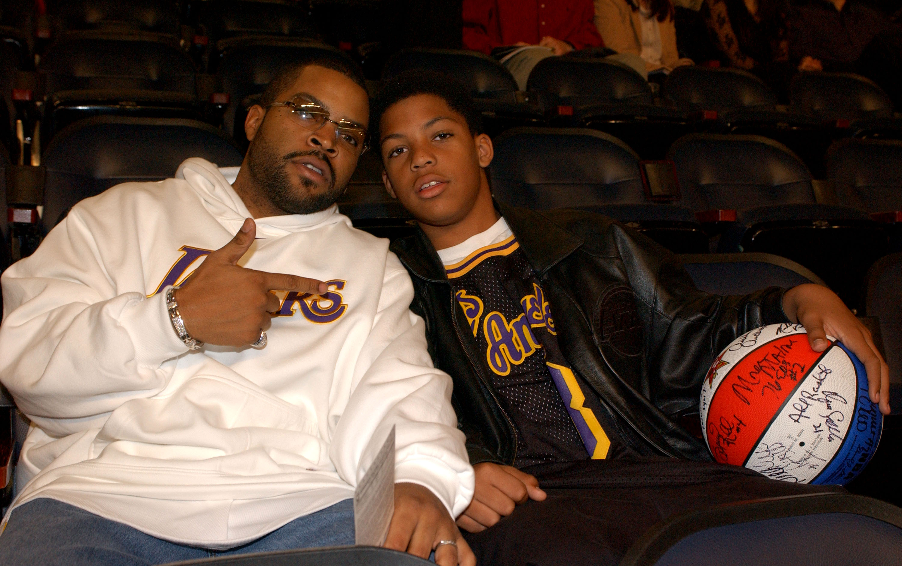 Ice Cube and O'Shea Jackson Jr. at the NBA All-Star game in Atlanta, Georgia on February 9, 2003. | Source: Getty Images
