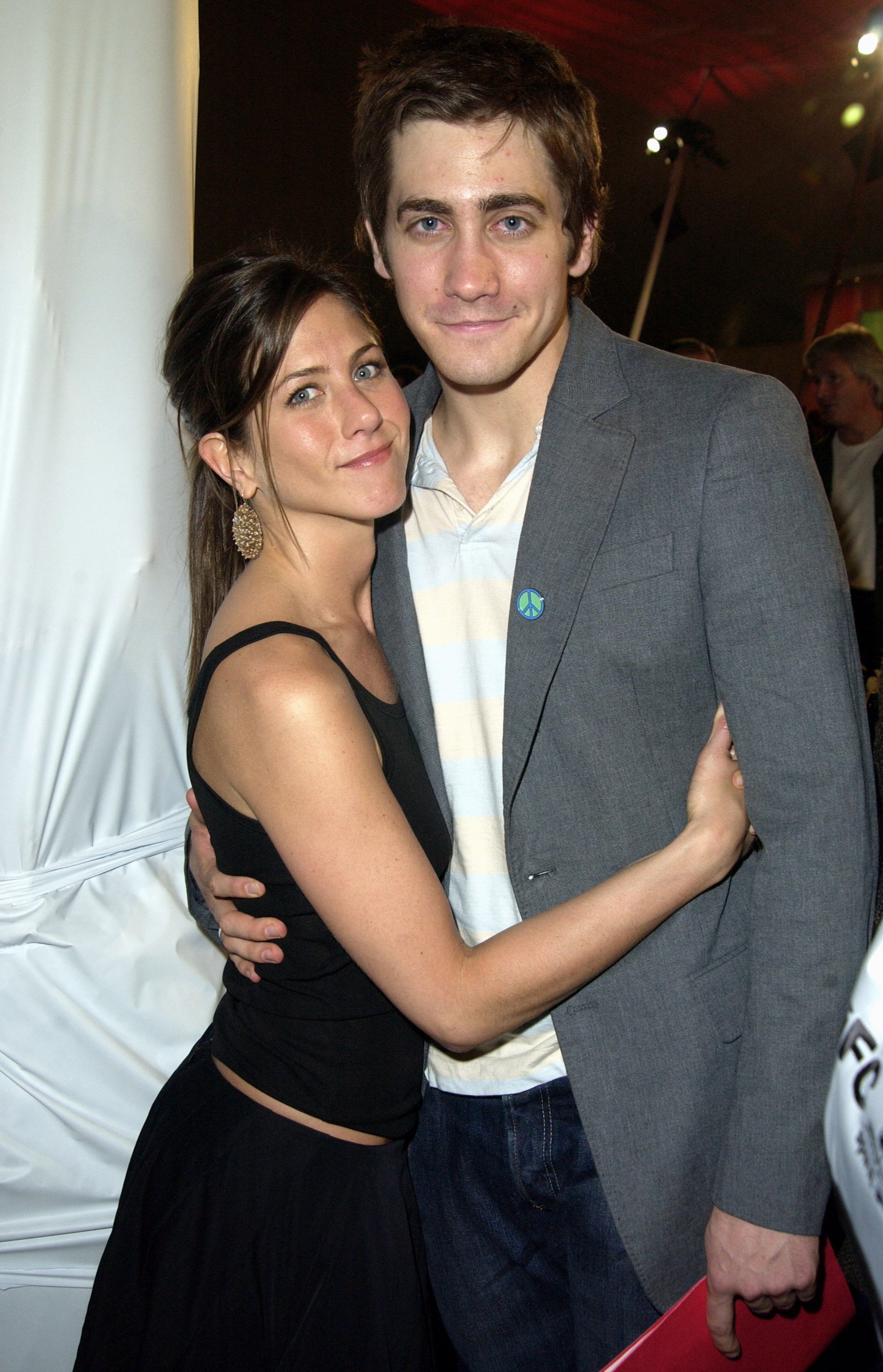 Jennifer Aniston and Jake Gyllenhaal at the 18th Annual IFP Independent Spirit Awards in 2003 | Photo: J. Vespa/WireImage via Getty Images