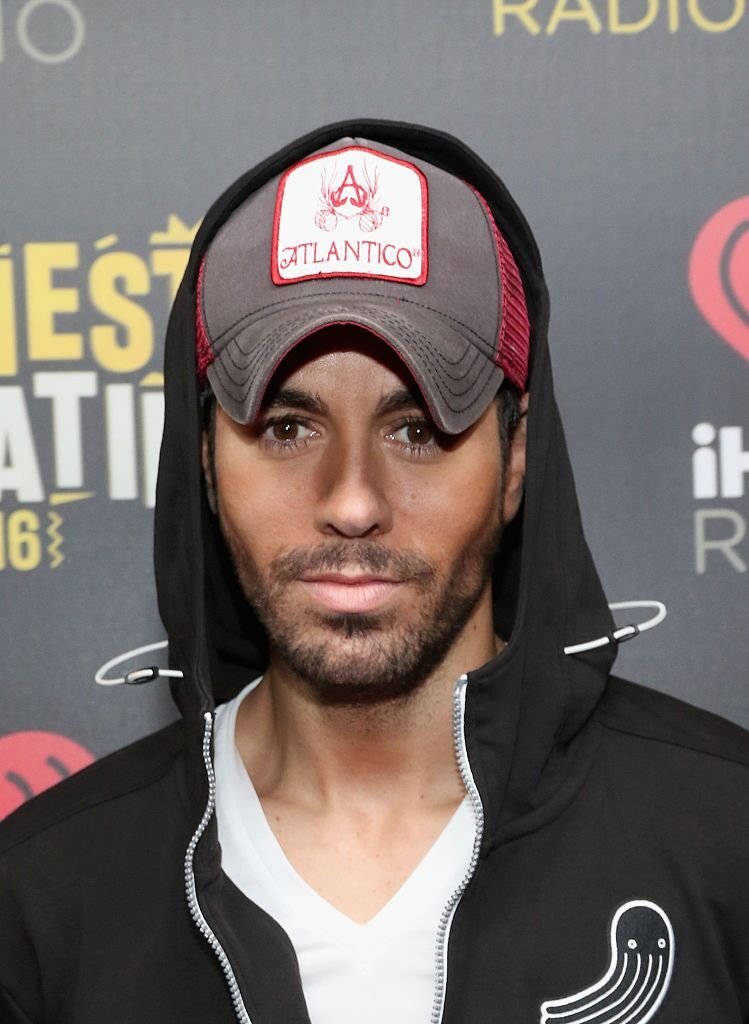 Musician Enrique Iglesias attends iHeartRadio Fiesta Latina at American Airlines Arena on November 5, 2016 | Photo: Getty Images