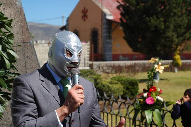 Hijo de El Santo, luchador mexicano | Foto: Wikipedia Hijo de El Santo, luchador mexicano | Foto: Wikipedia
