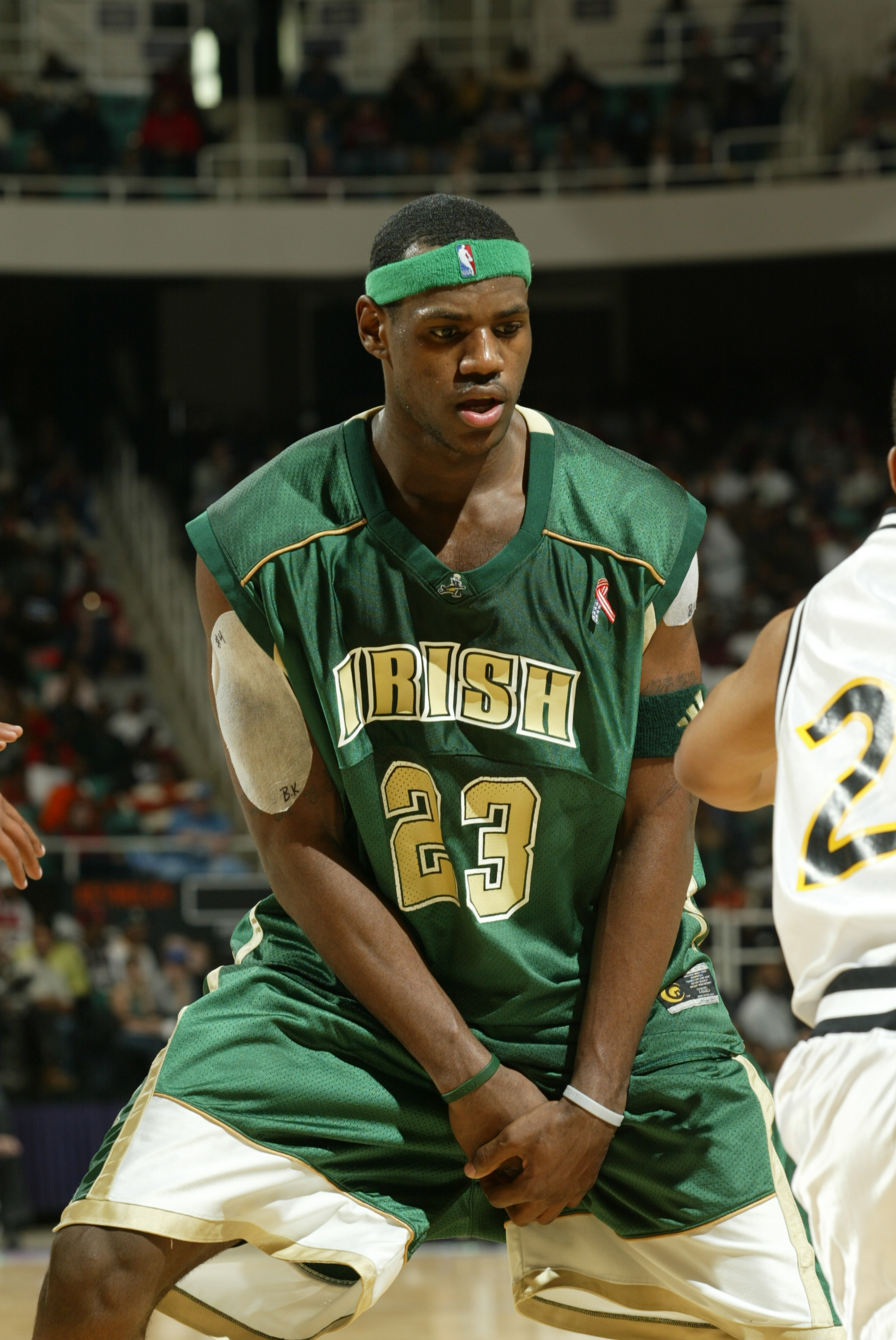 LeBron James during a game between St. Vincent High School and R.J. Reynolds High School on January 15, 2003 | Source: Getty Images