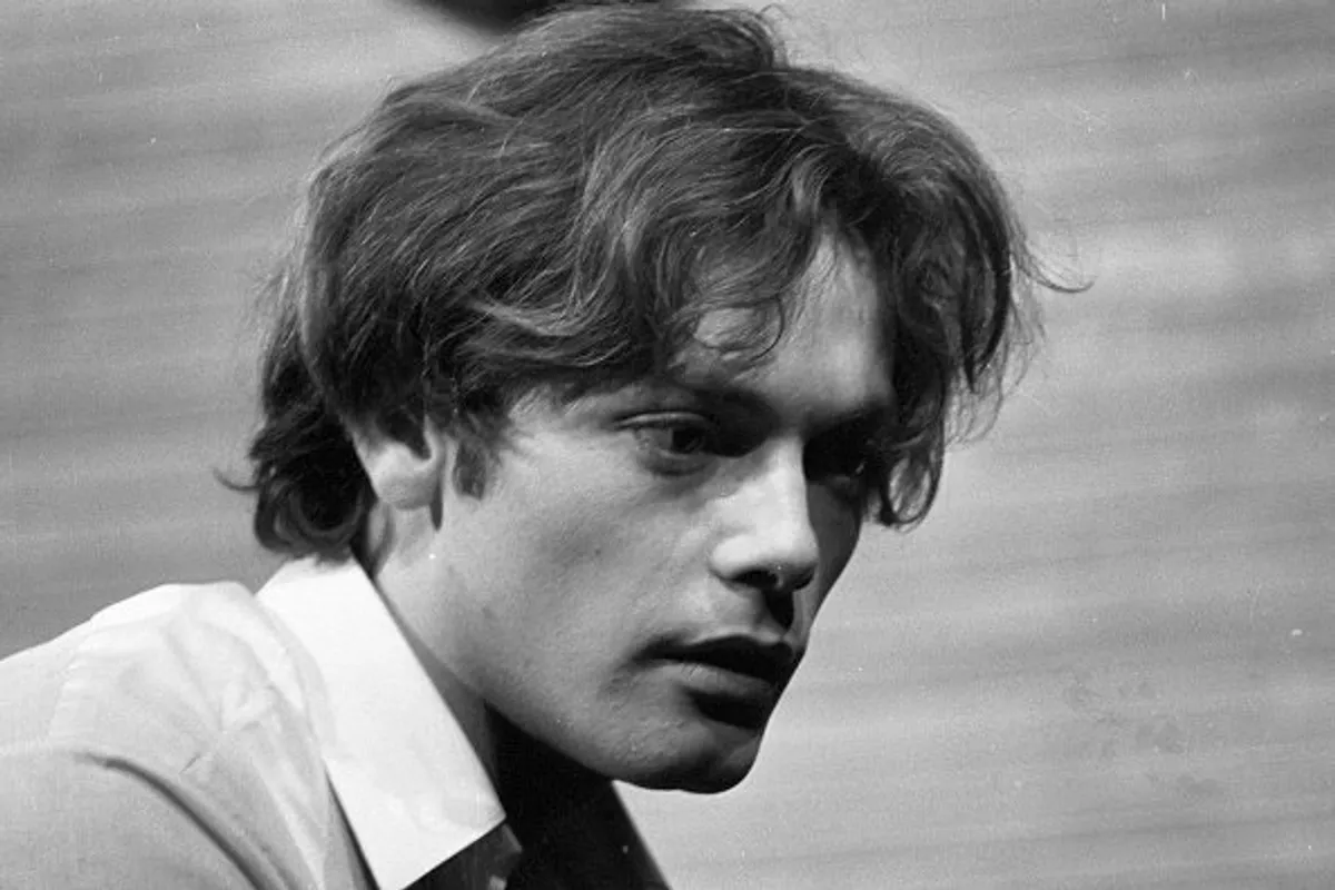 Patrick Dewaere lors des répétitions de la pièce de théâtre "La larme" au théâtre d'Aubervilliers. | Photo : Getty Images