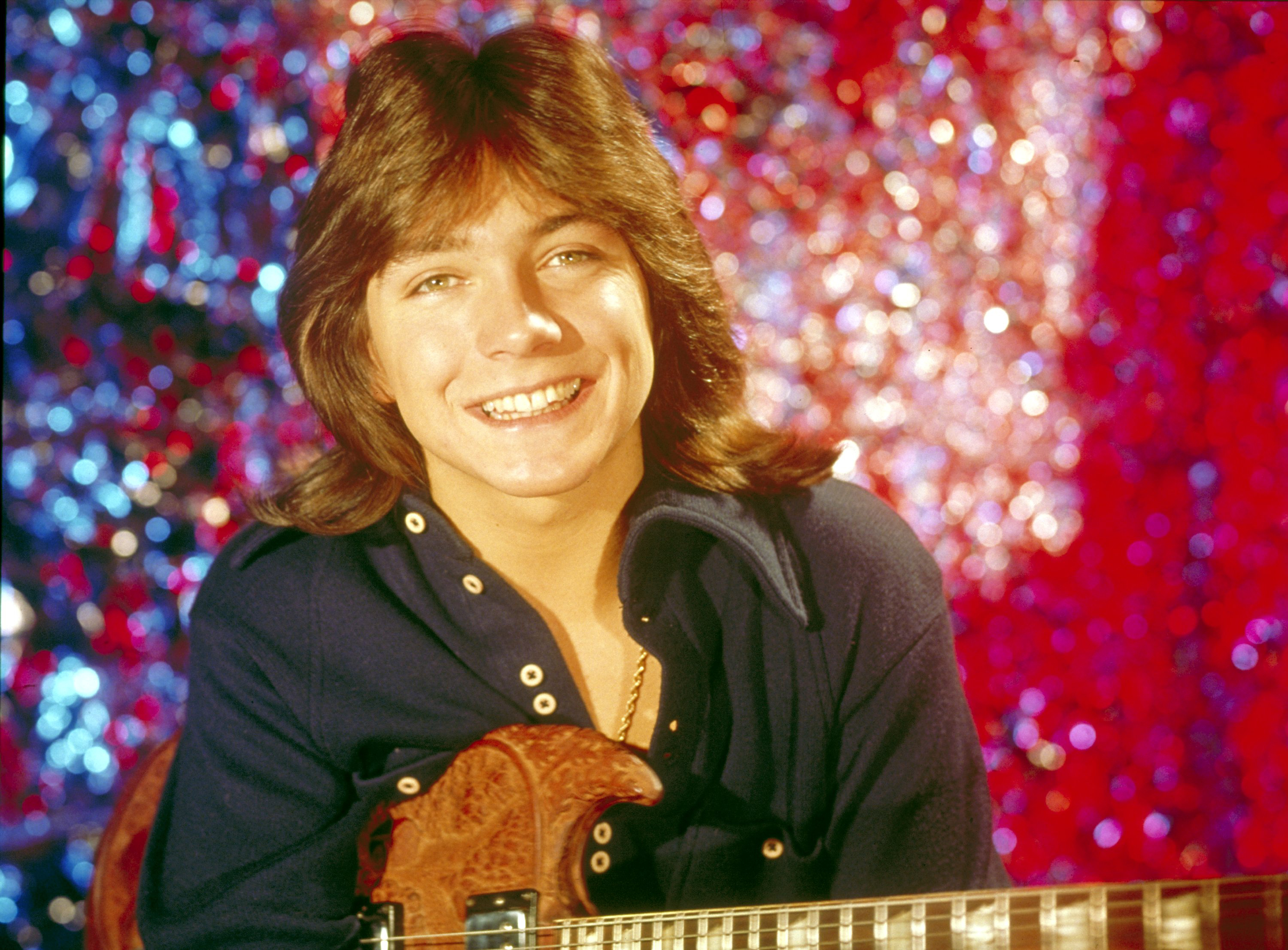 David Cassidy photographed for "The Partridge Family" in 1971. | Source: Getty Images