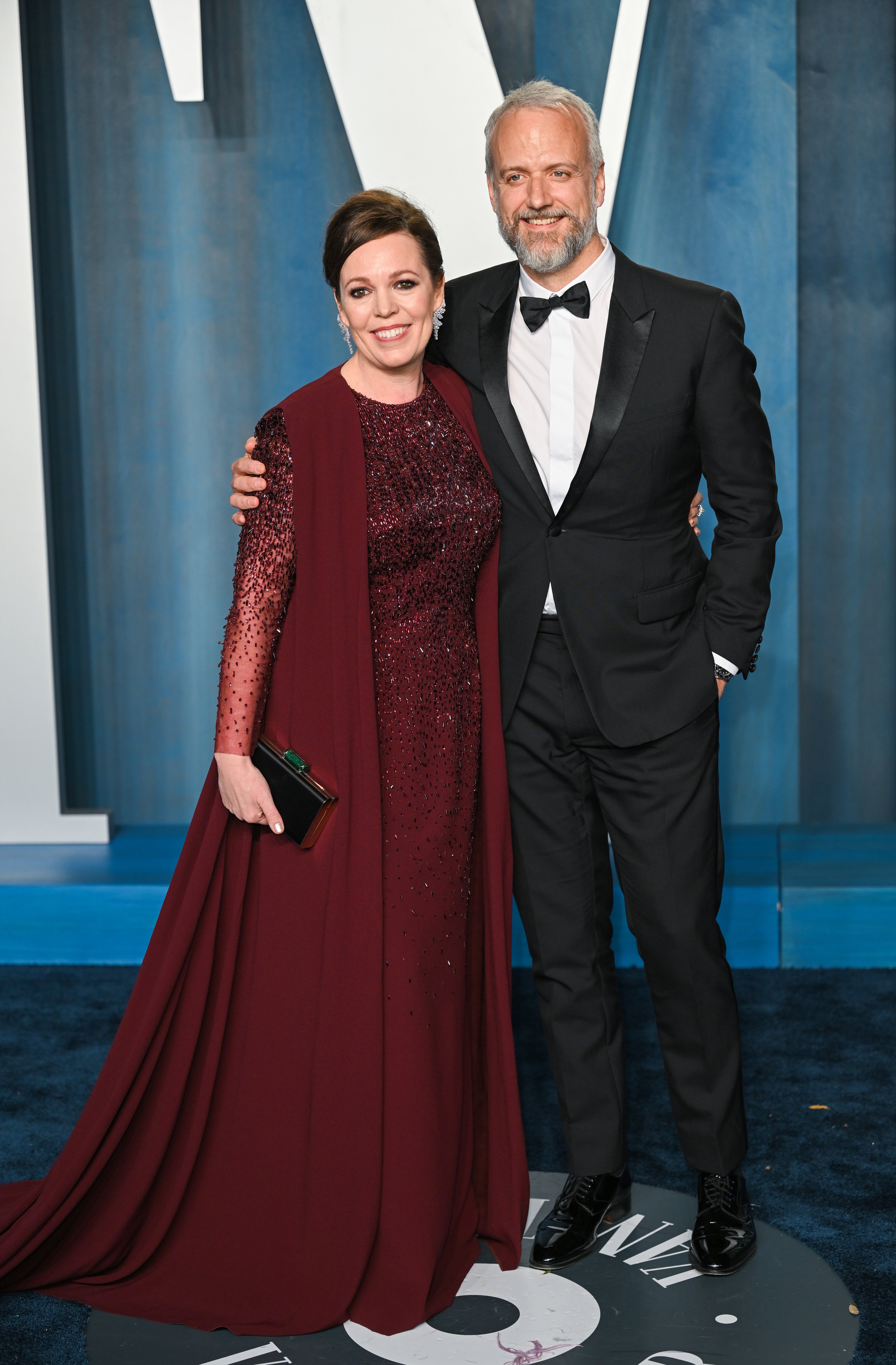 Ed Sinclair and his wife Olivia Colman at the 2022 Vanity Fair Oscar Party in California on March 27, 2022 | Source: Getty Images 