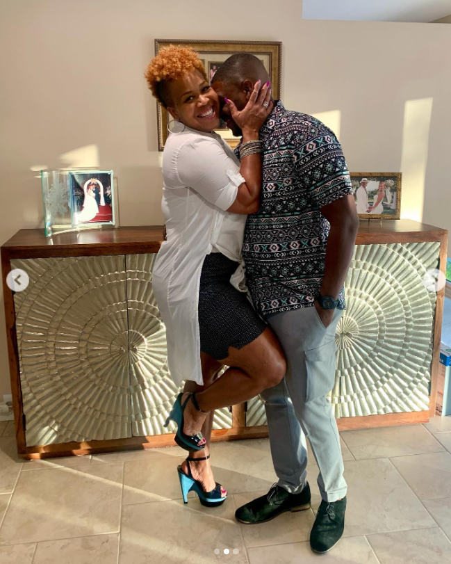 Tina and Glendon "Teddy" Campbell in a photo for their anniversary from August 13, 2021 | Source: Instagram/teddyandtina