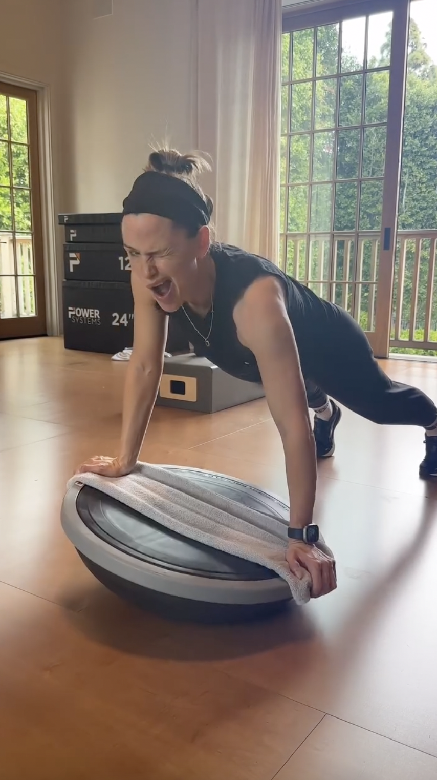 A screenshot from a video of Jennifer Garner training for her role as Elektra, posted on August 6, 2024 | Source: Instagram/jennifer.garner