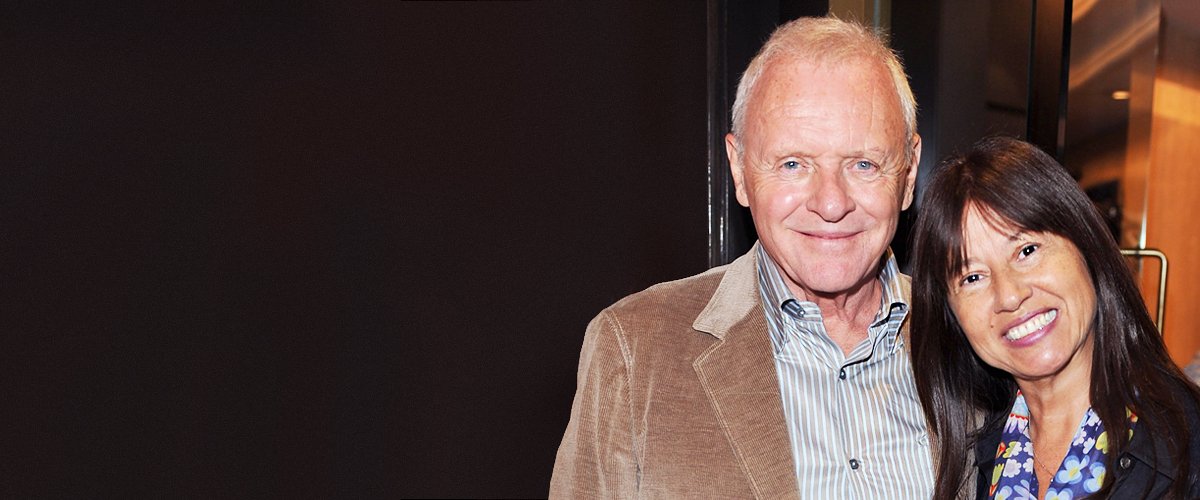 Anthony Hopkins and Stella Arroyave attend the George Christie Luncheon at Four Seasons Hotel on September 11, 2010 | Photo: Getty Images