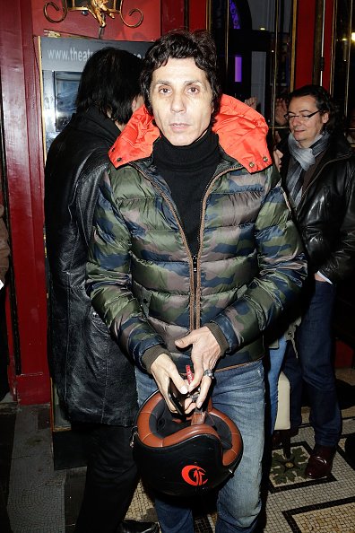 Le chanteur Jean-Luc Lahaye assiste à la première de "Big Bang" au Théâtre du Gymnase le 8 février 2016 à Paris, France. | Photo : Getty Images.