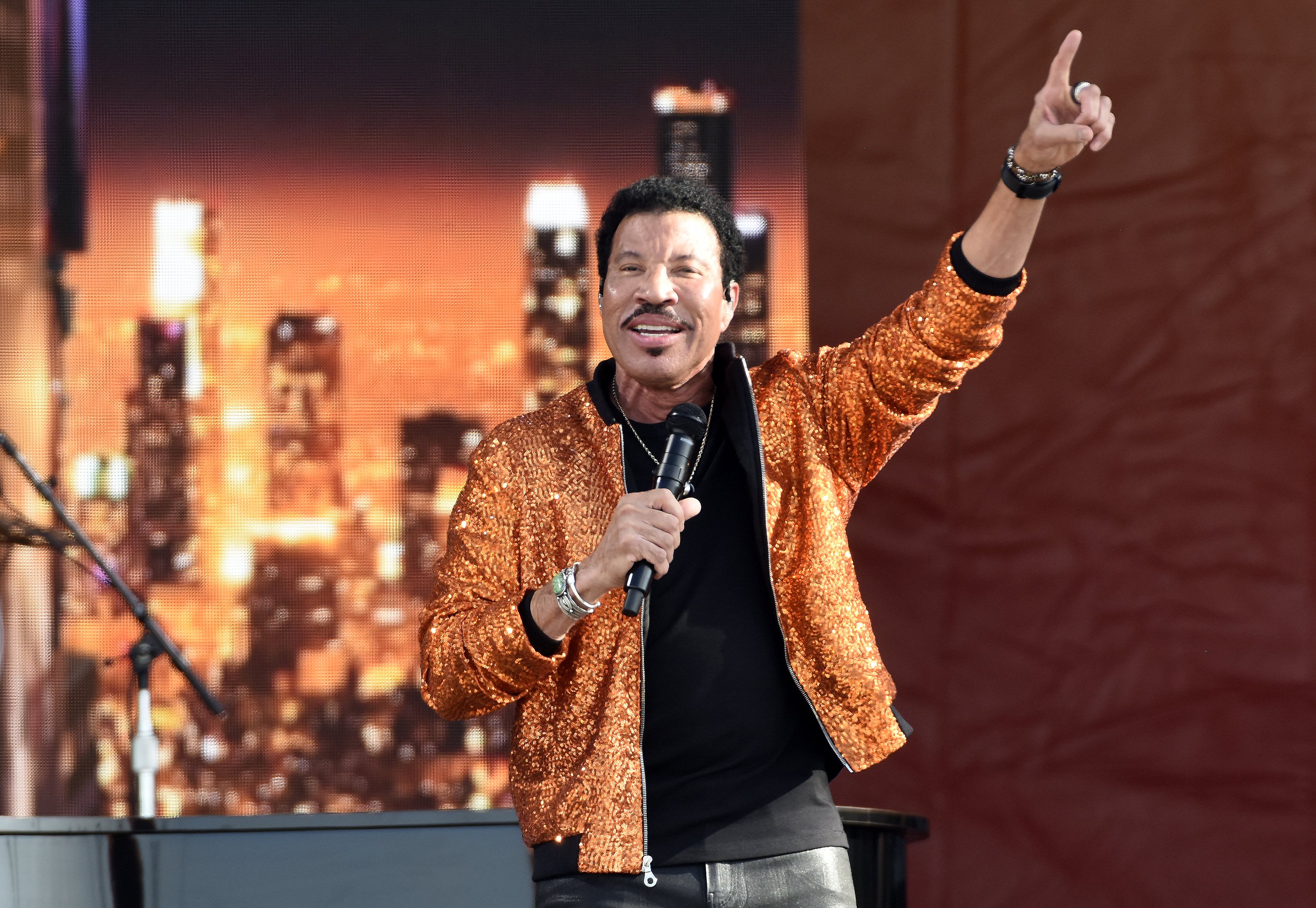 Lionel Richie performs during the 2022 New Orleans Jazz & Heritage Festival on April 29, 2022 | Source: Getty Images