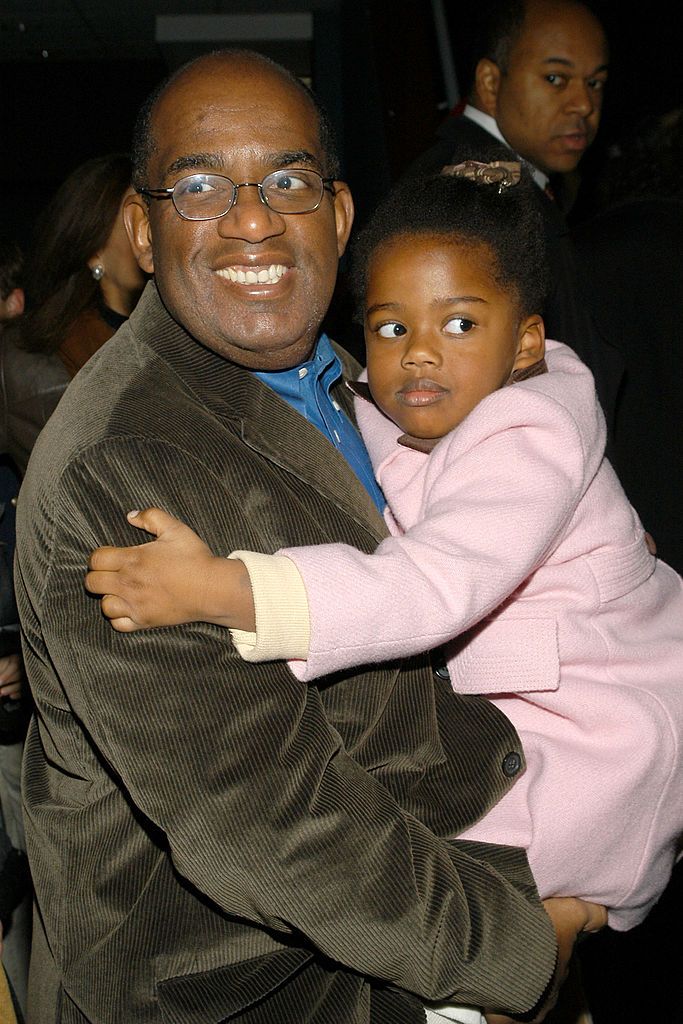 Al Roker and his daughter Leila at a screening of the film "Cat In The Hat" on November 9, 2003, in New York City. | Source: Lawrence Lucier/Getty Images