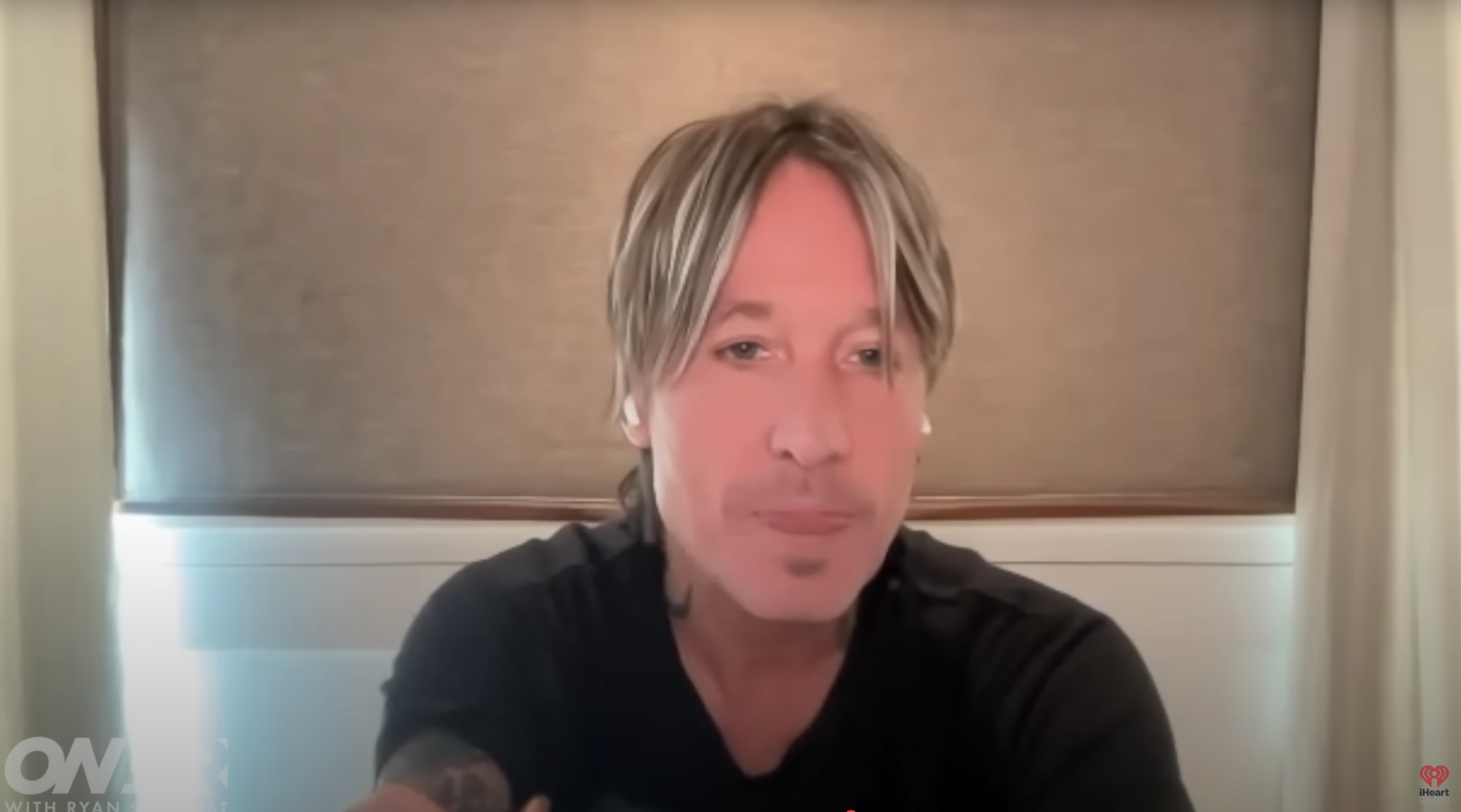 Keith Urban makes an appearance on "On Air With Ryan Seacrest" dated July 22, 2025 | Source: YouTube/@RyanSeacrest