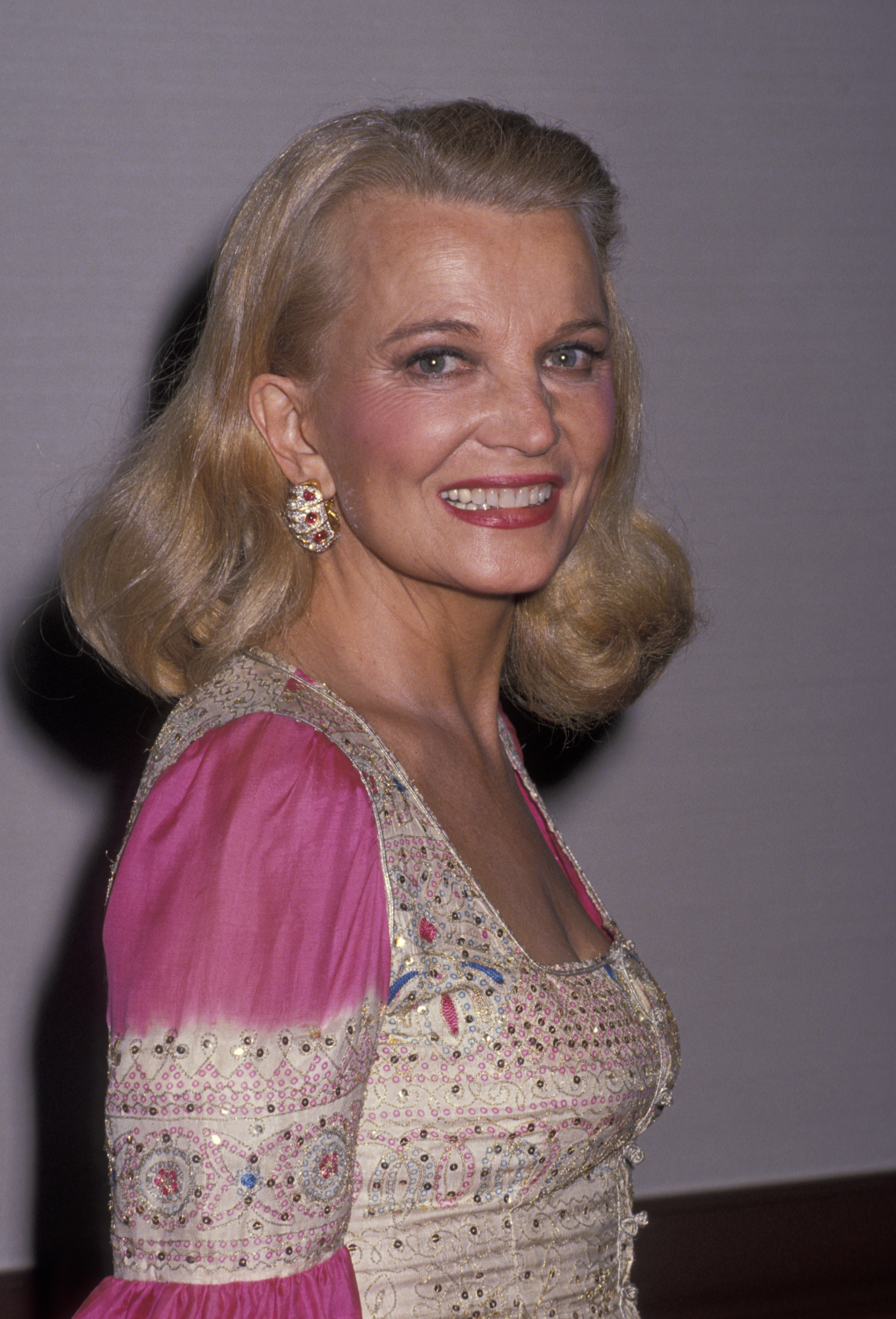 Gena Rowlands attends the 46th Annual Golden Globe Awards in Beverly Hills, California, on January 28, 1989. | Source: Getty Images