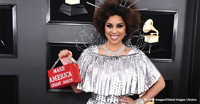 Pro-Trump singer flaunts bizarre ‘Build the wall’ dress with barbed wire causing debate online