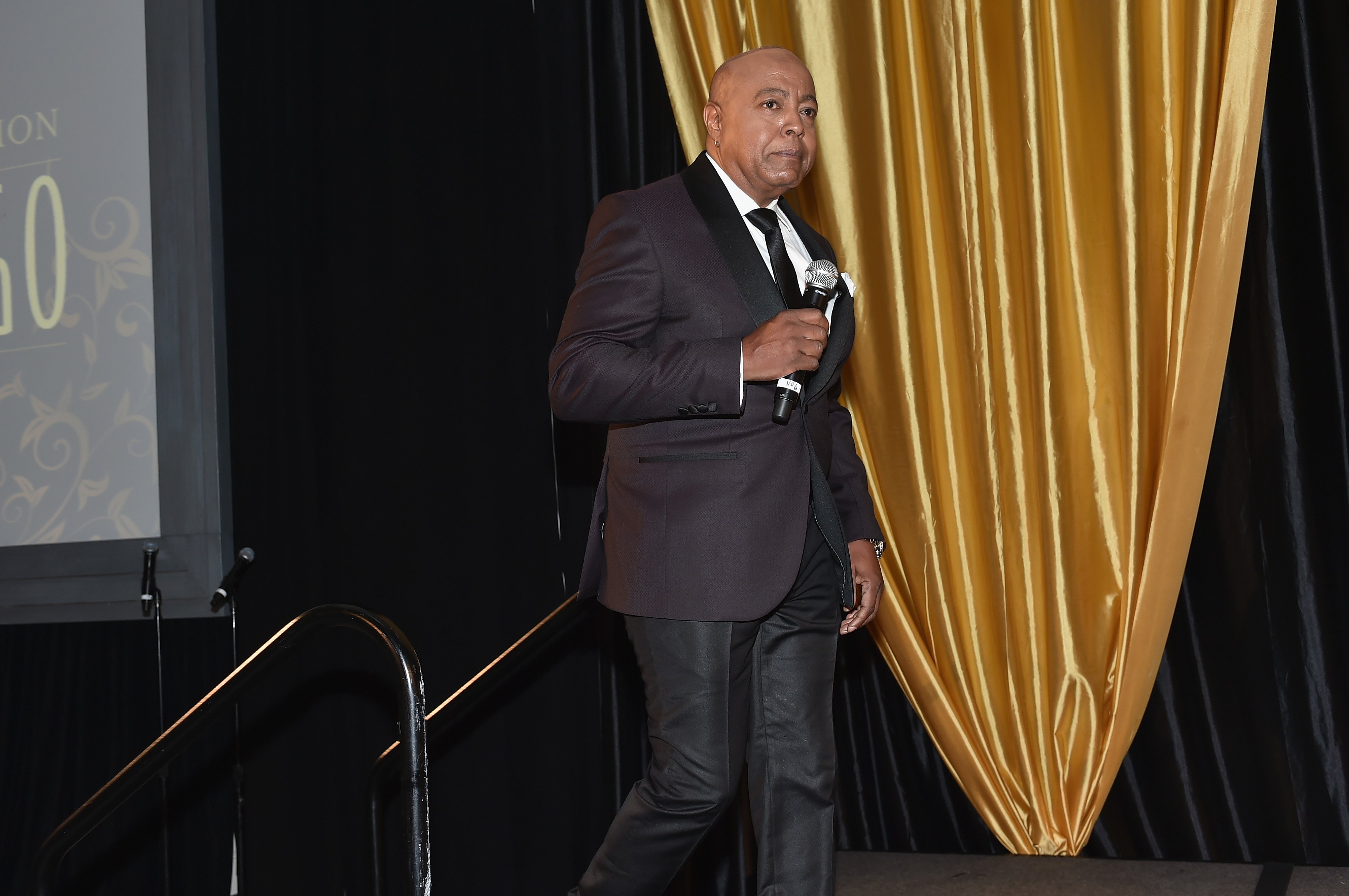 Peabo Bryson performs at the 2017 DMF Care for Congo Gala at St. Regis Hotel on September 16, 2017 in Atlanta, Georgia | Photo: GettyImages