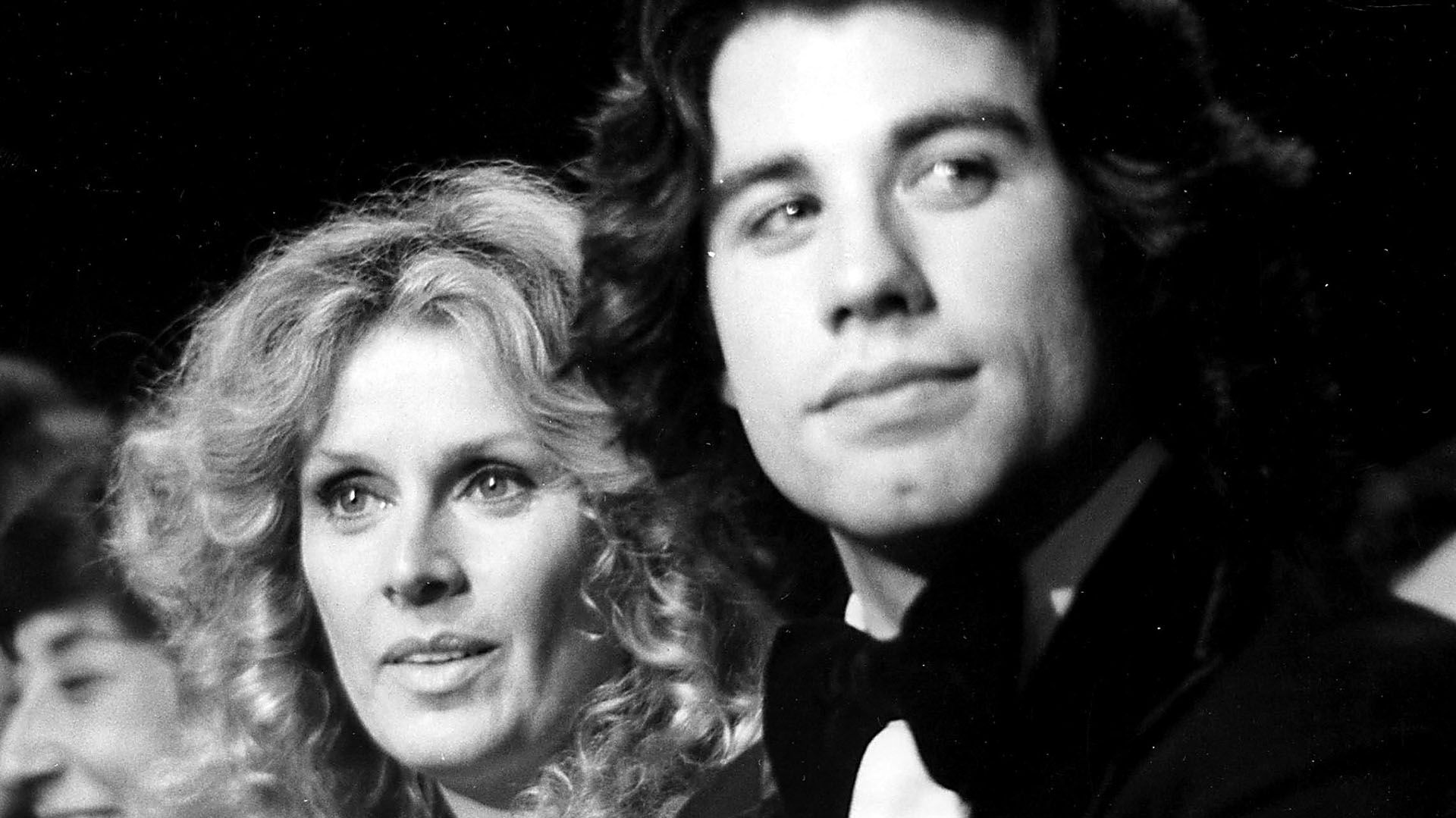 John Travolta y Diana Hyland en una de sus apariciones públicas. | Foto: Shutterstock John Travolta y Diana Hyland en una de sus apariciones públicas. | Foto: Shutterstock