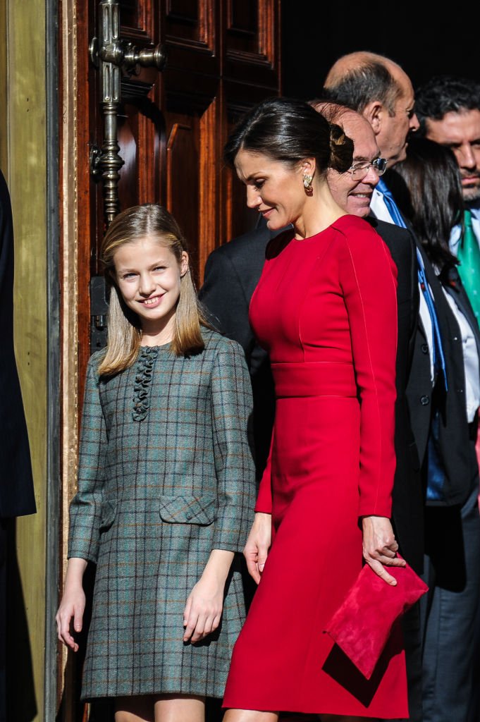 La Reina Letizia y la Princesa Leonor en el Congreso español, el 6 de diciembre de 2018 en Madrid, España. | Imagen: Getty Images La Reina Letizia y la Princesa Leonor en el Congreso español, el 6 de diciembre de 2018 en Madrid, España. | Imagen: Getty Images