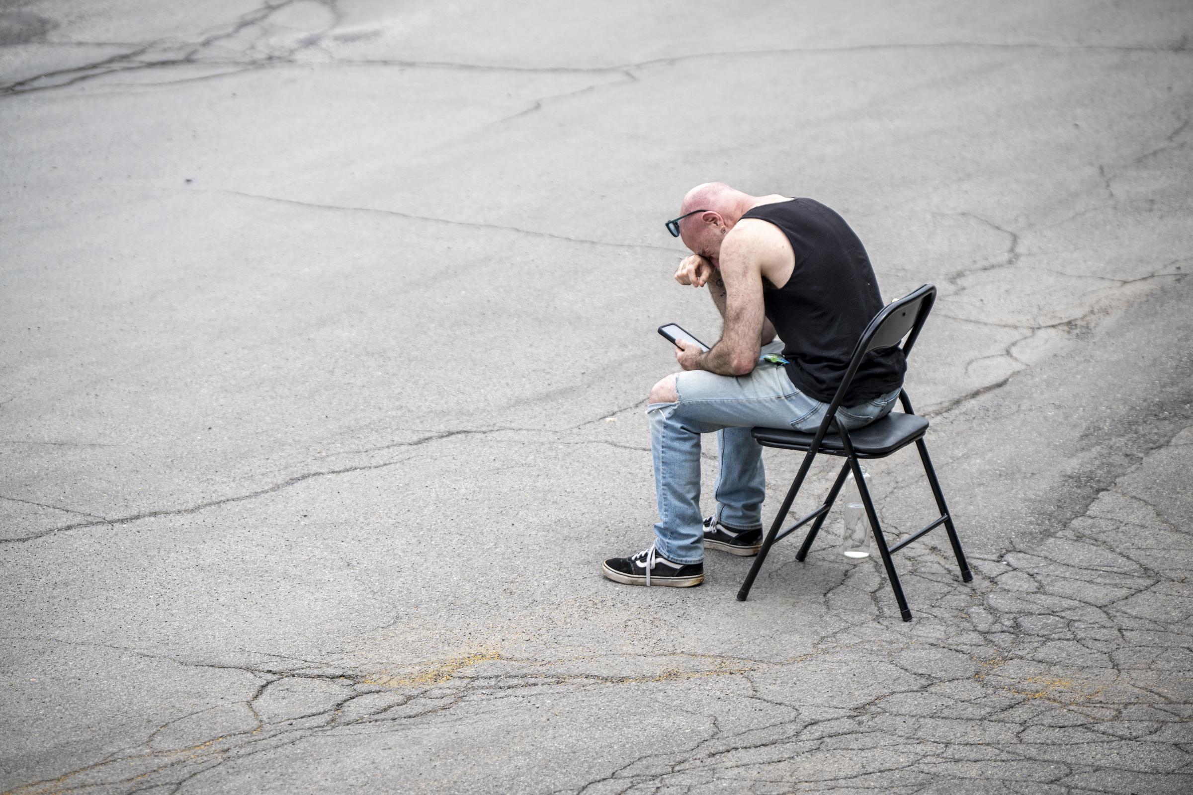 The shooting left many people grieving as details about the victims emerged. Tributes later poured in for Const. Mohamed Lamine Benredouane and Michael Mizrahi from officials, colleagues and community members. | Source: Getty Images