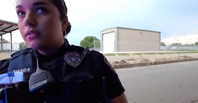 An officer claims that a man is in violation of Texas law because he does not have a Texas license | Photo: TikTok/notthisagainla