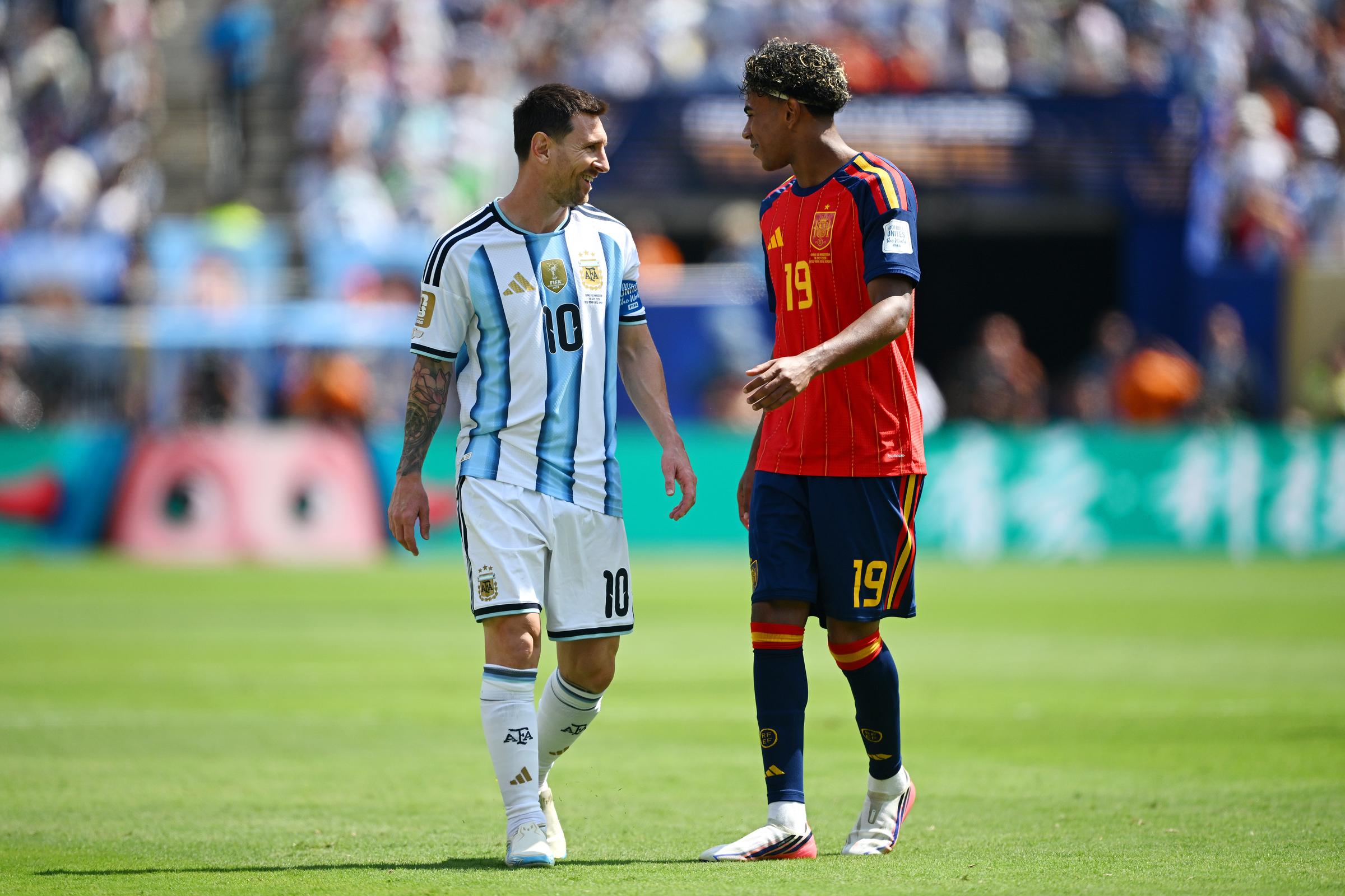 The rapper and the singer were talking about Messi. In this photo, Lionel Messi and Lamine Yamal interacted during the FIFA World Cup Final match at New York New Jersey Stadium on July 19, 2026, in East Rutherford, New Jersey. | Source: Getty Images