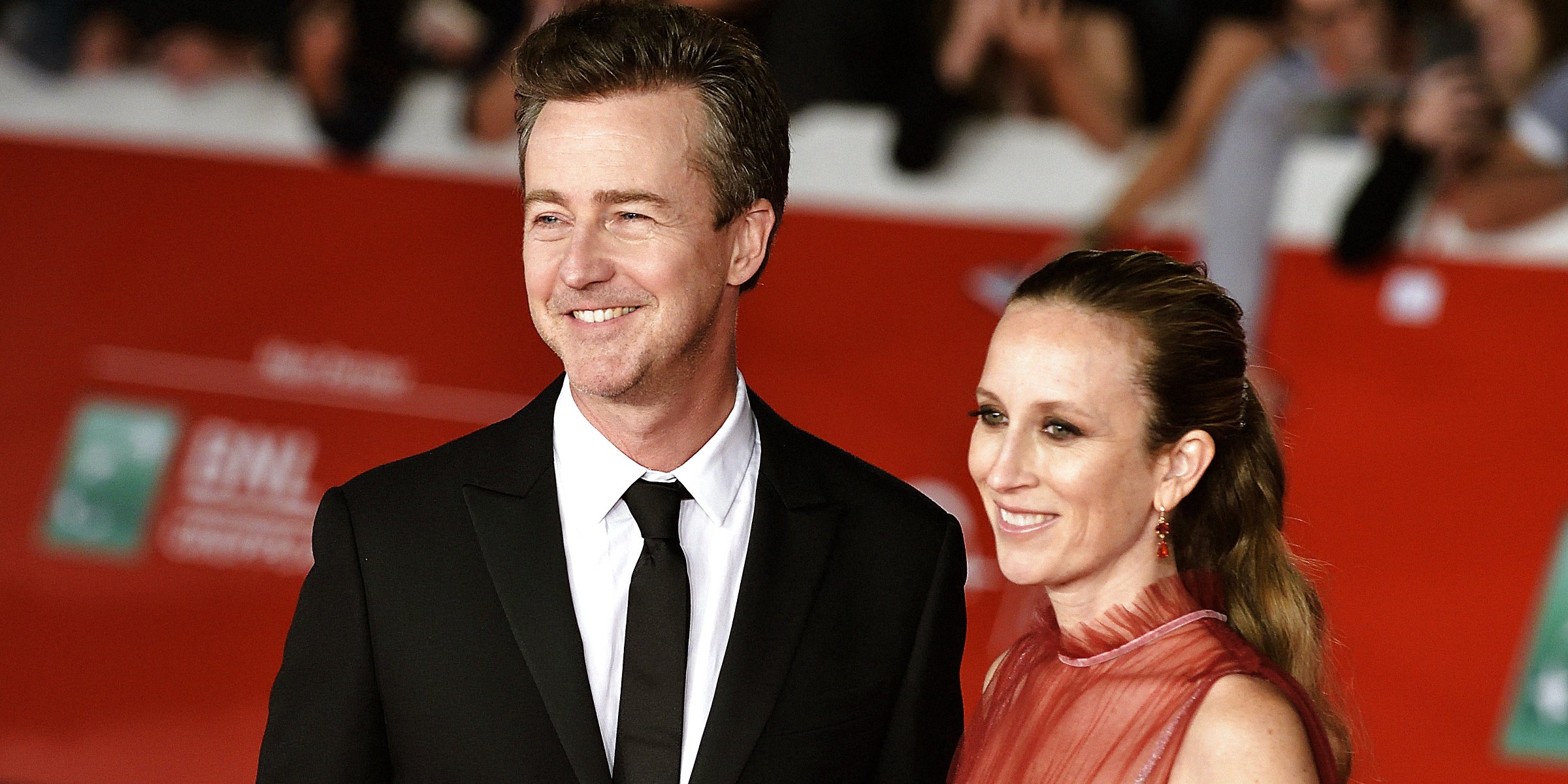 Edward Norton and Shauna Robertson. | Source: Getty Images