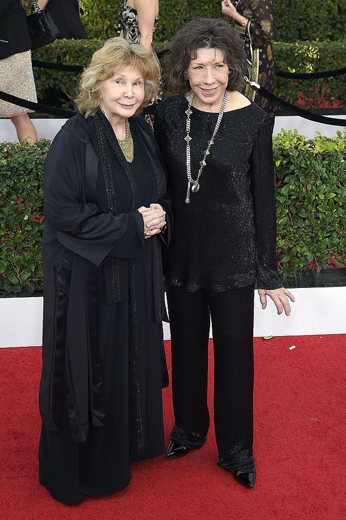 Jane Wagner and Lily Tomlin attend the 23rd Annual Screen Actors Guild Awards. | Source: Getty Images