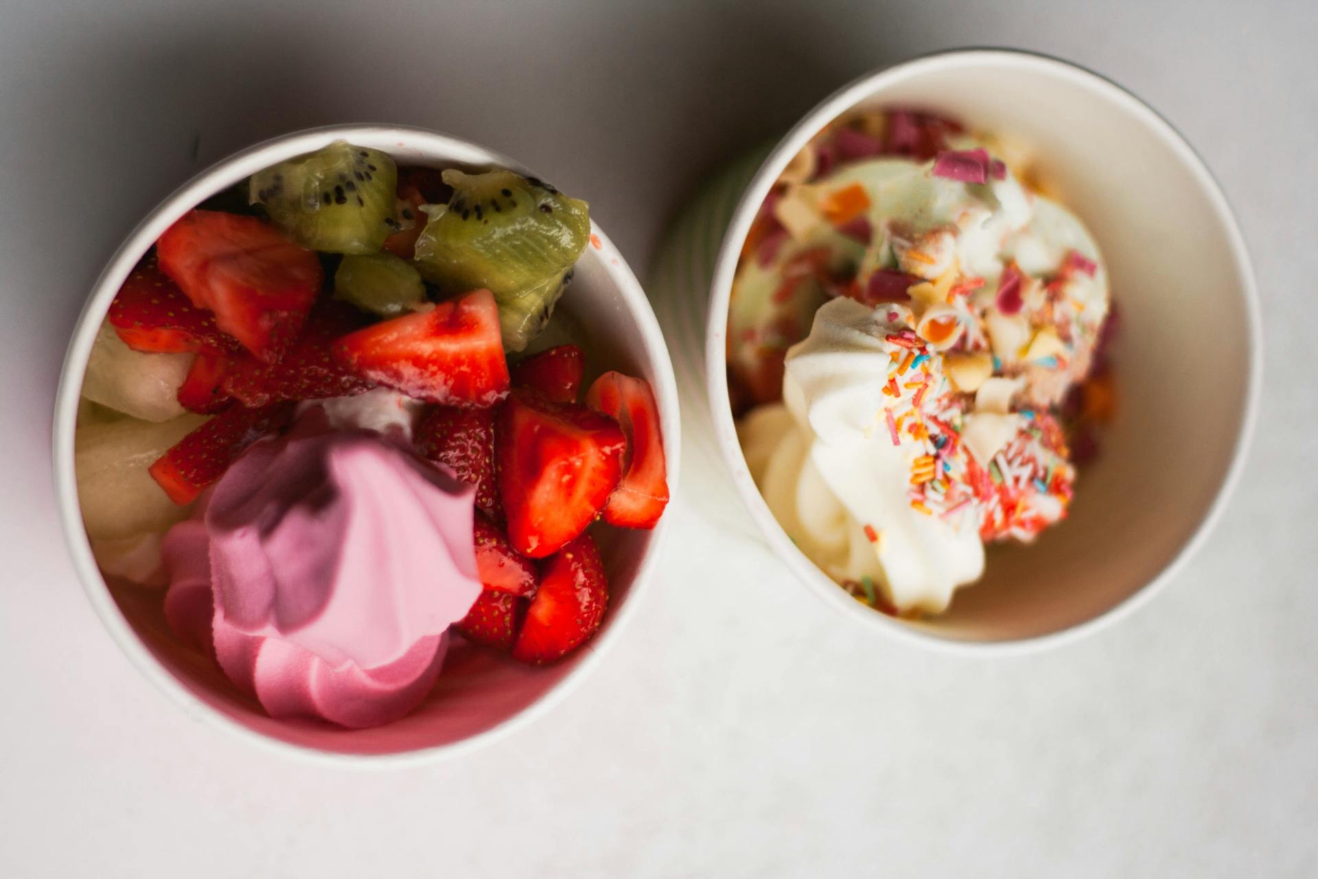 Two bowls of ice cream | Source: Pexels