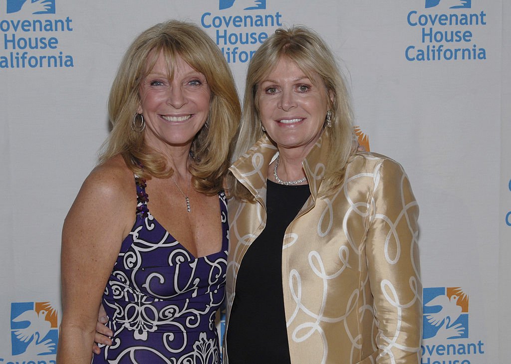 Bonnie Lythgoe and Elaine Trebek-Kares at the 10th Annual Covenant House California's Awards Gala on June 5, 2009 in Beverly Hills | Photo: Getty Images