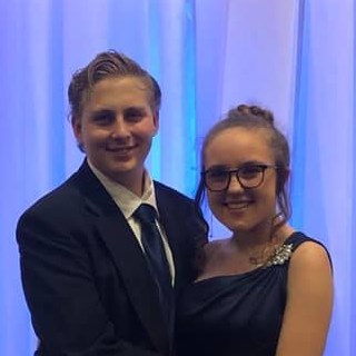 Dylan and Hallie Tobler, dated December 2019 | Source: Facebook/dylan.tobler