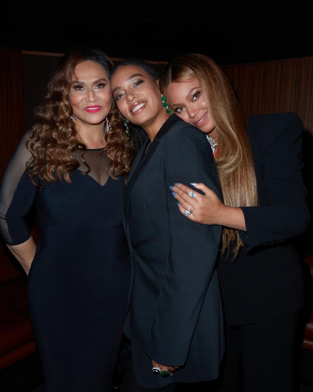 Tina, Solange, and Beyonce Knowles, from a post dated September 30, 2022 | Source: Instagram/solangeknowles/