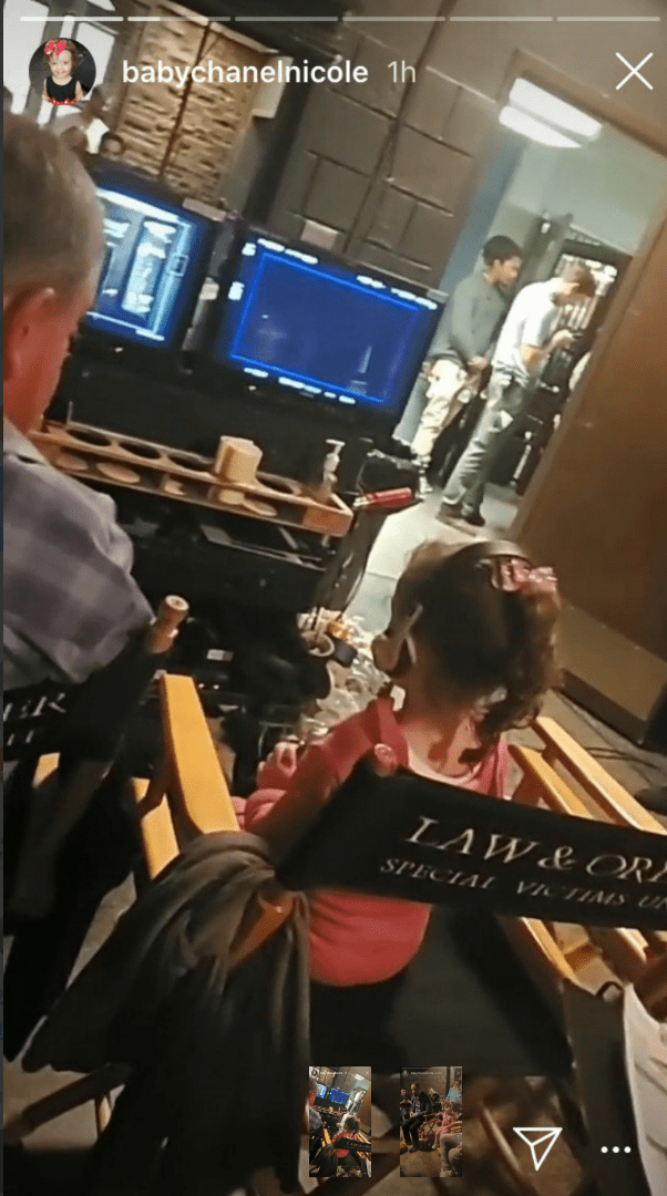 Ice-T's daughter Chanel Nicole on the set of "Law & Order: SVU" | Photo: Instagram/ Chanel Nicole
