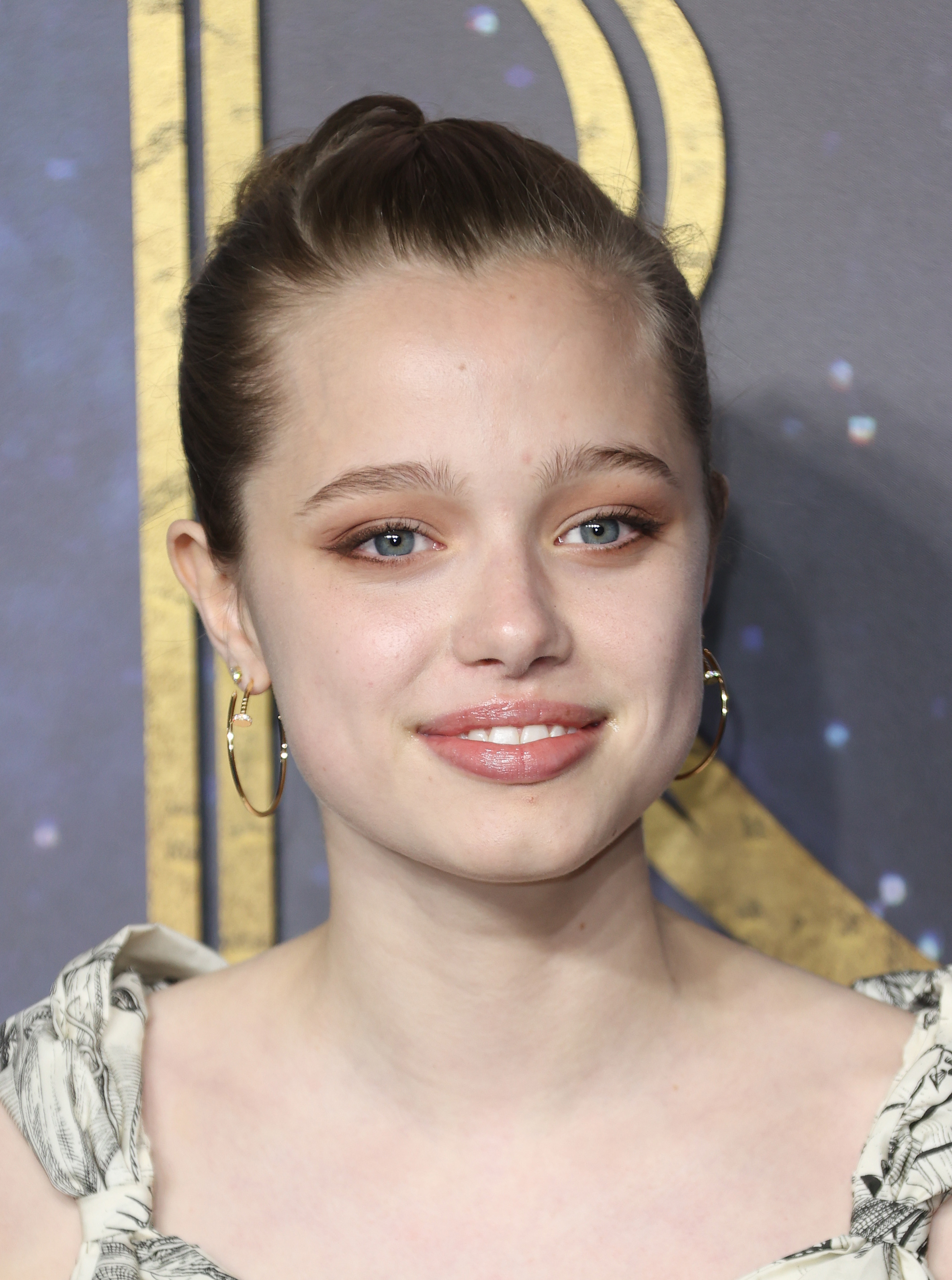 Brad Pitt S Daughter Shiloh 16 Is Allegedly Dating — Mom Has To ‘approve Any Suitor Reports