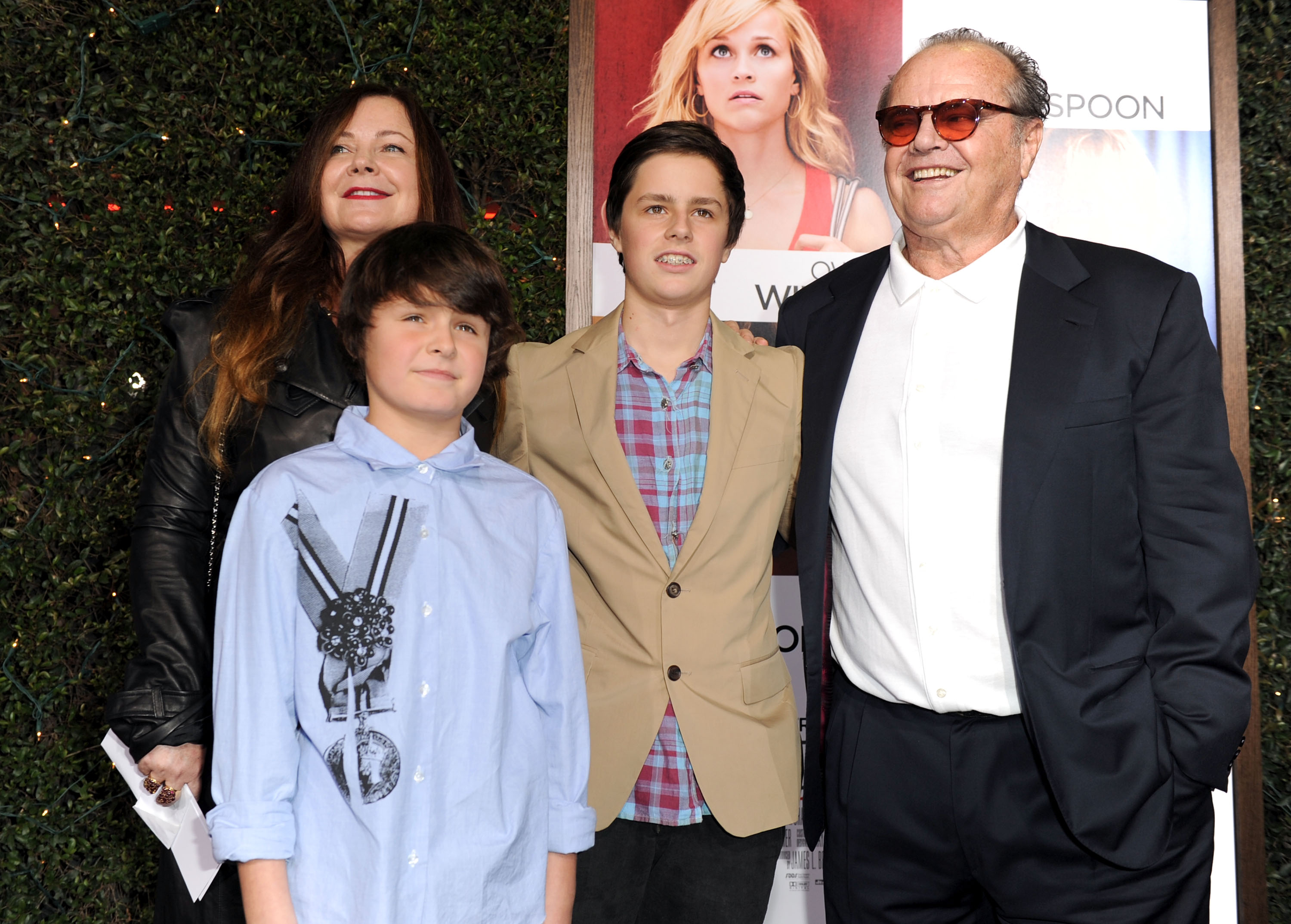 Actor Jack Nicholson (R) with daughter Jennifer Nicholson (L) and her children at the premiere of Columbia Pictures' "How Do You Know" at the Regency Village Theatre on December 13, 2010, in Los Angeles, California. | Source: Getty Images