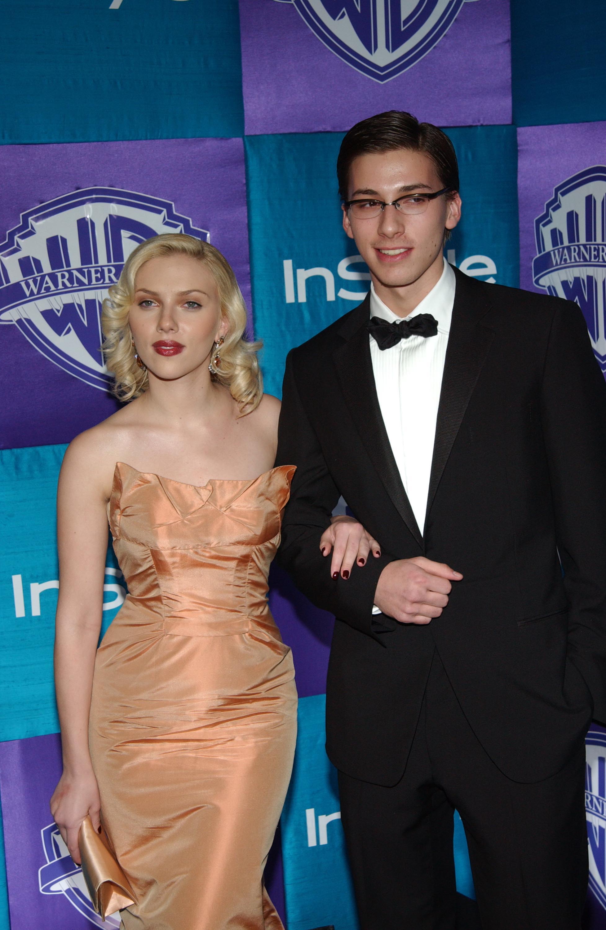 Scarlett and Hunter Johansson at the 2005 InStyle/Warner Bros. Golden Globes Afterparty in Beverly Hills, California. | Source: Getty Images