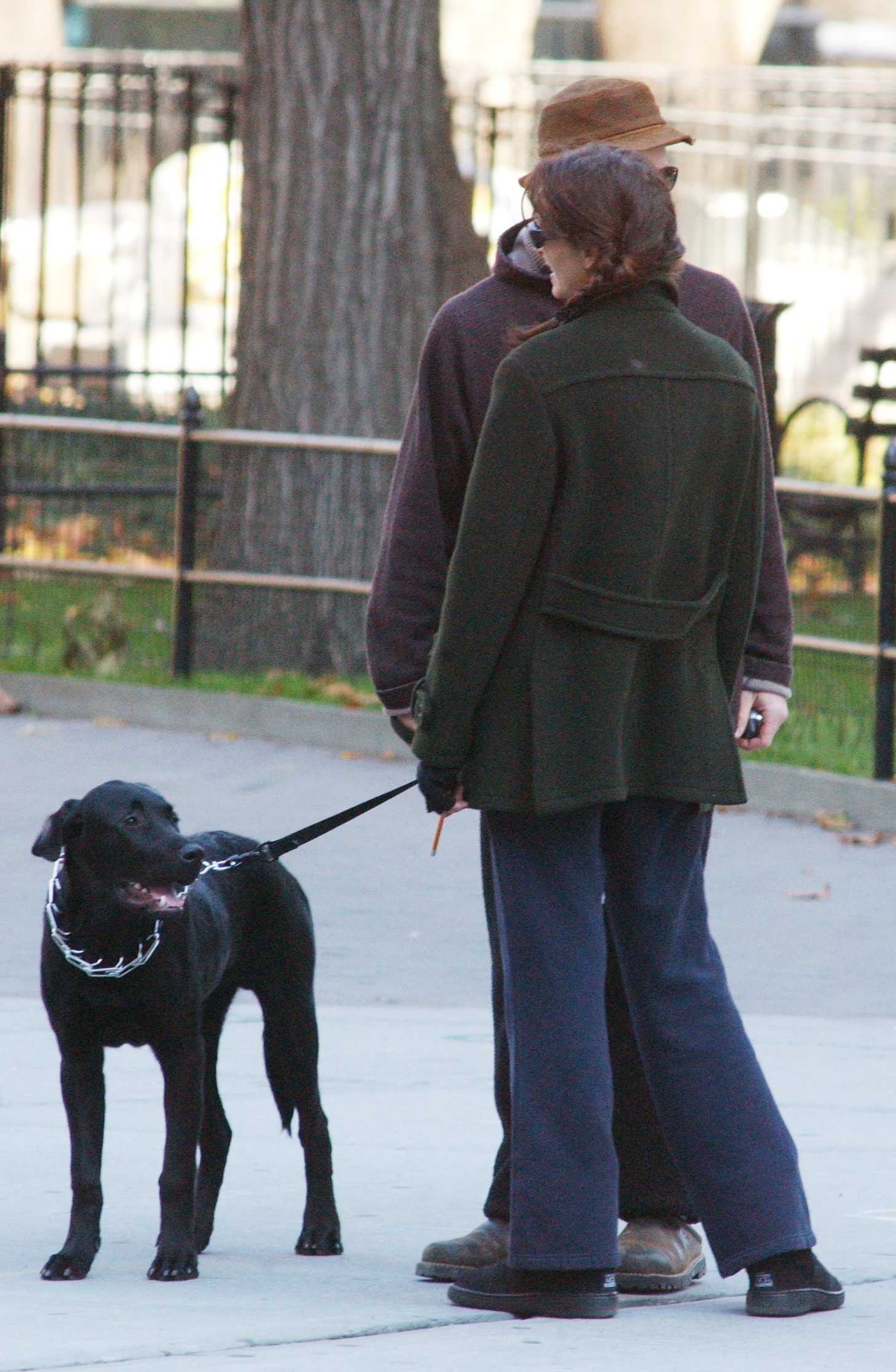 The superstar and her husband take a walk with their dog in New York City, on November 24, 2002. | Source: Getty Images | Source: Getty Images